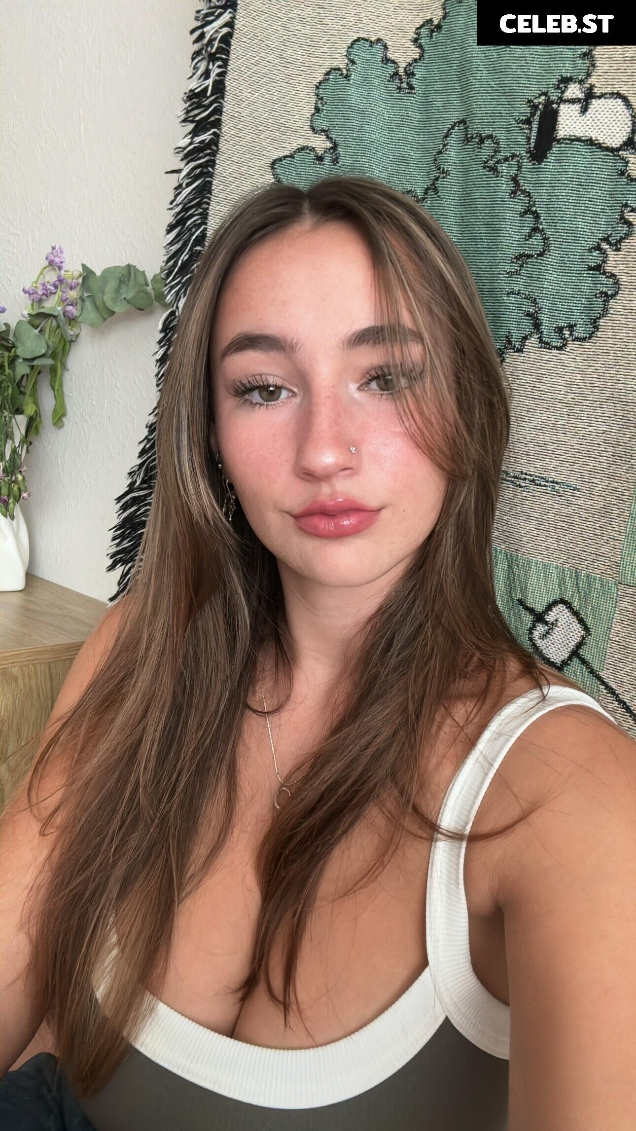 Nnevelpappermann | Devon Shae Image 4751277