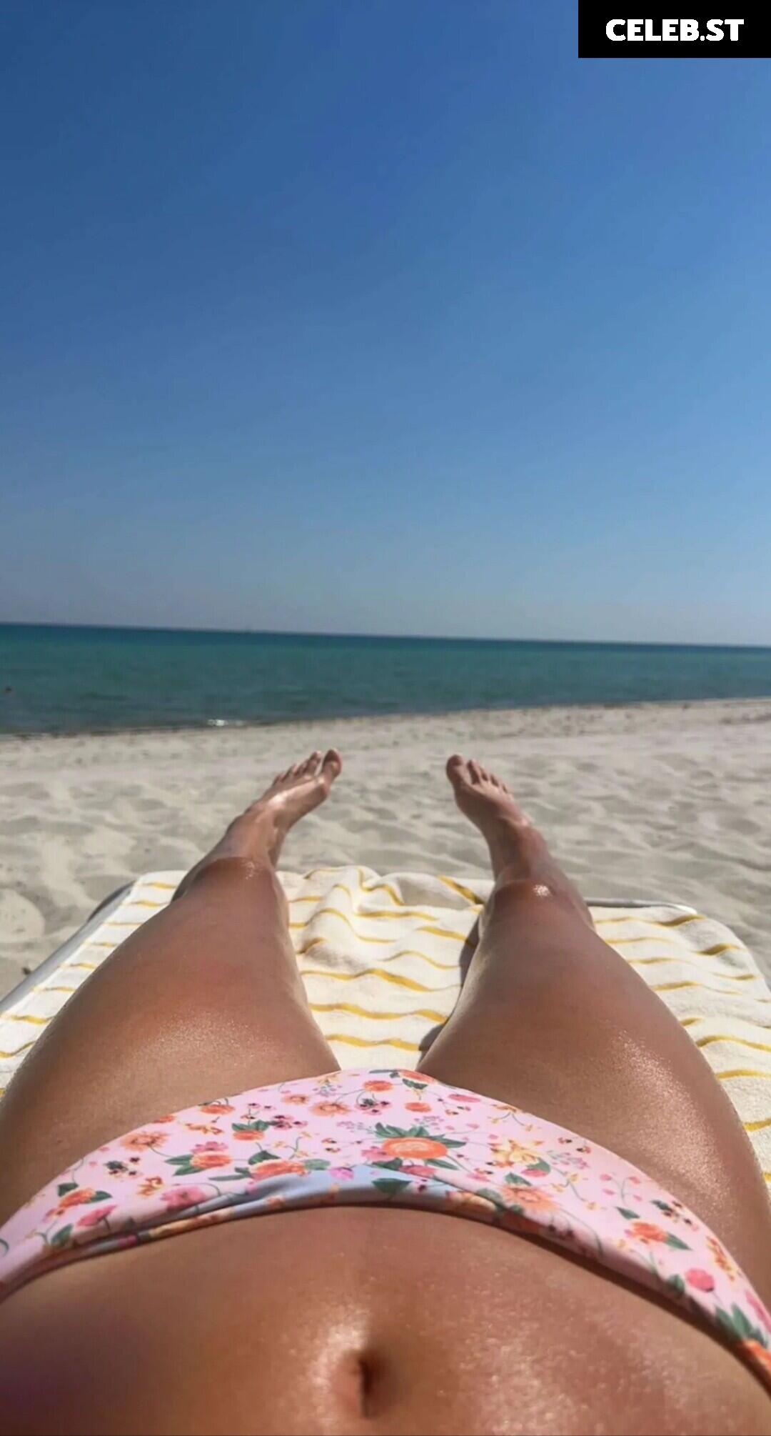 sav - savannah_demers - savannahraedemers Image 4752626