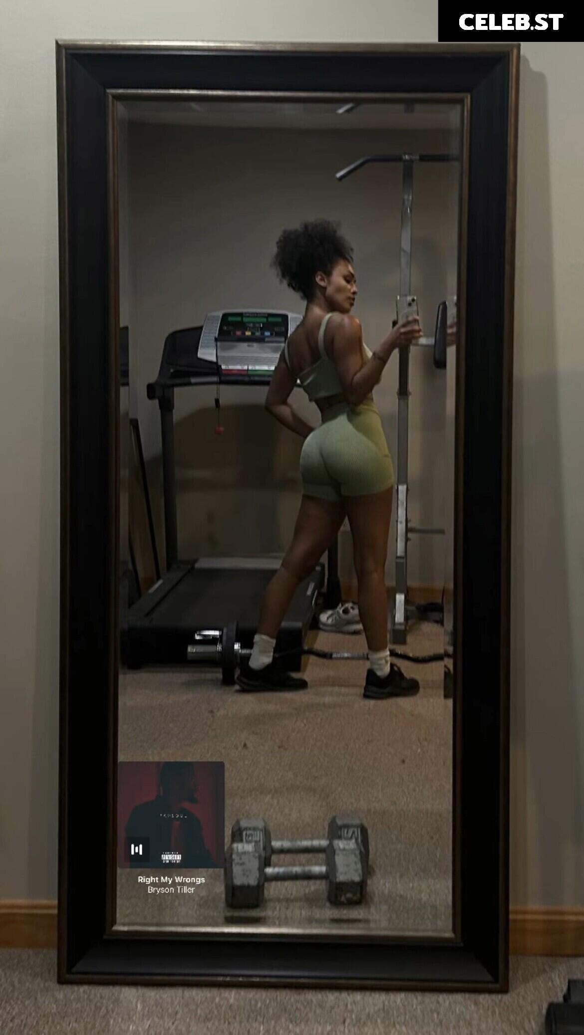 Aaliyeezy Image 4741778