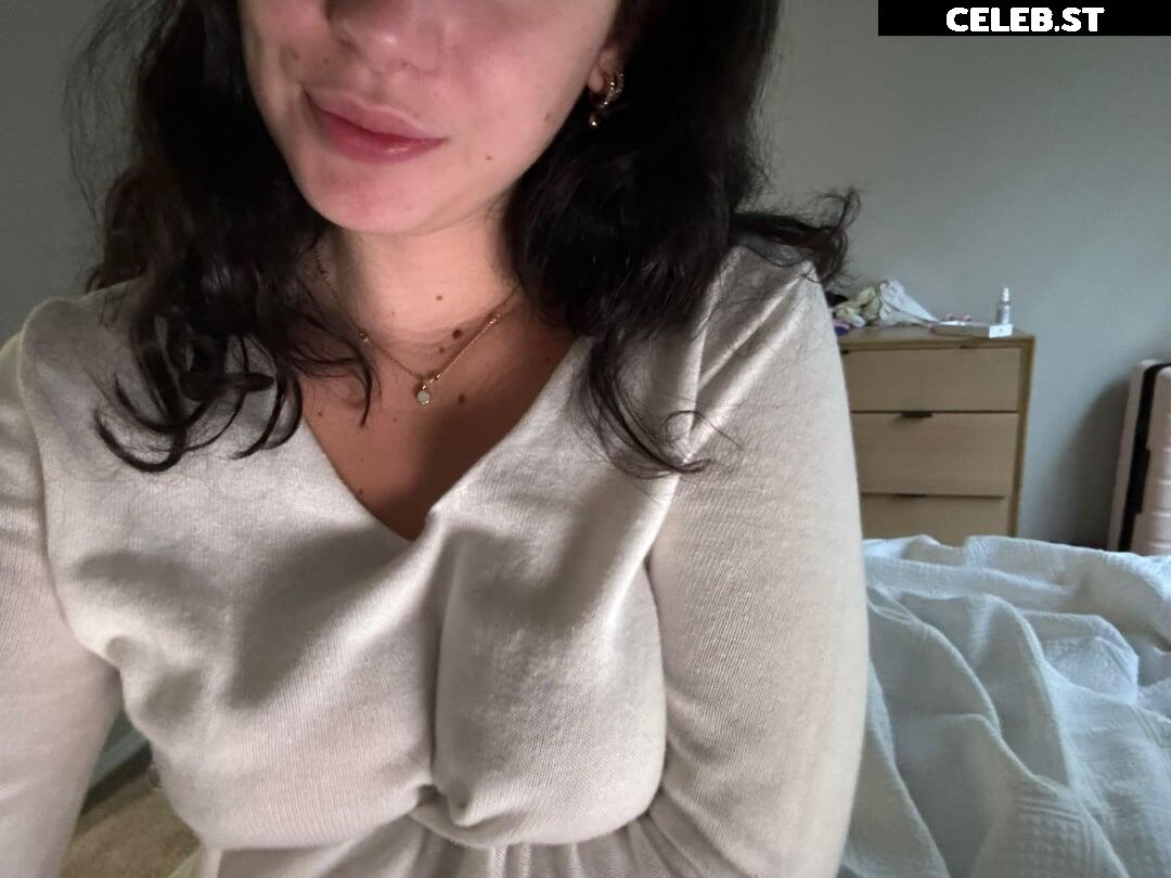 Hotblockchain / Emily Cocea / cryptobaddie1 Image 4748625