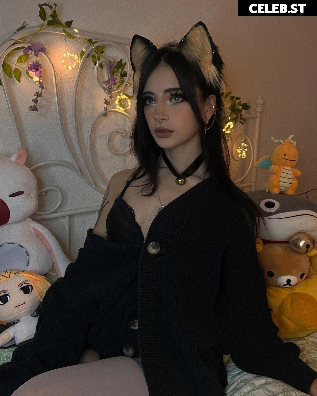 Cata Leyah / cata.leyah / cataleyah_ / leyahcata Image 4731775