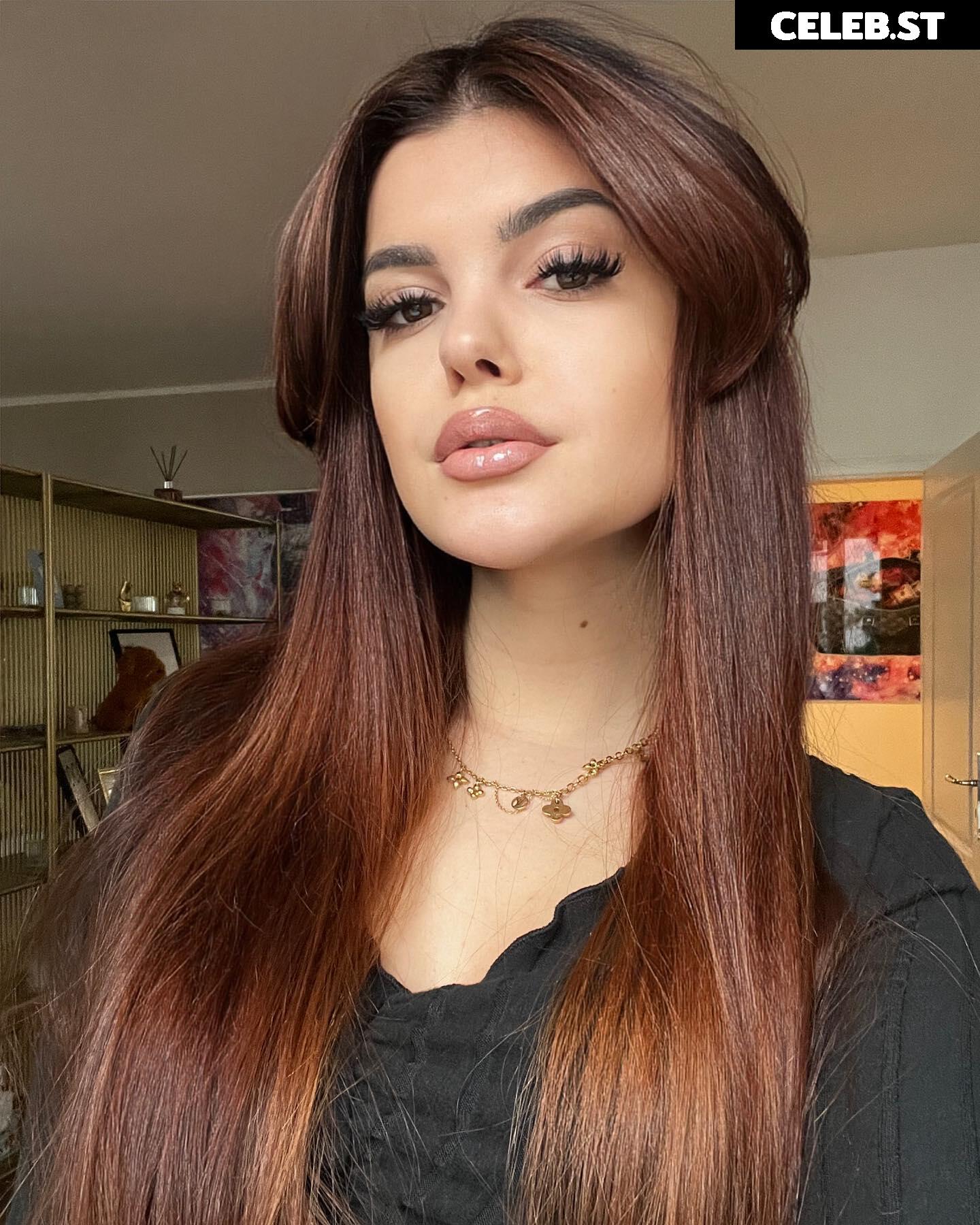 Lara Benjamina Winter Image 4739105