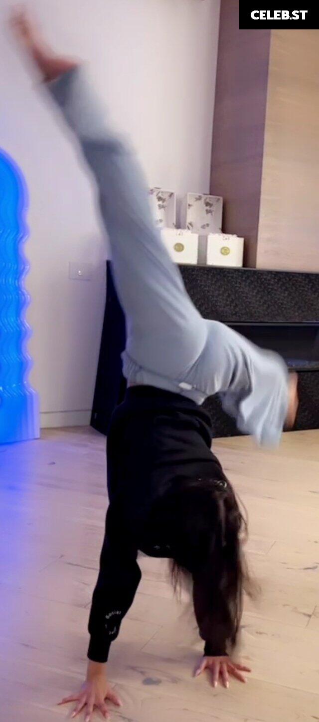 Charli D&#039;Amelio / Charli Damelio Image 4725420