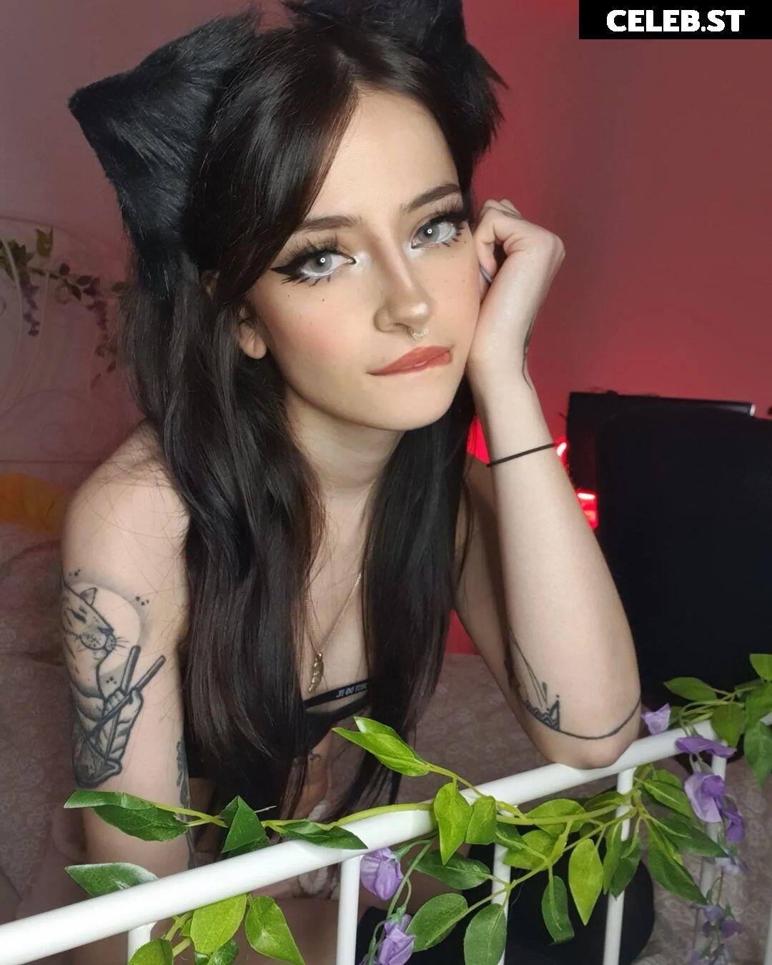 Cata Leyah / cata.leyah / cataleyah_ / leyahcata Image 4726373