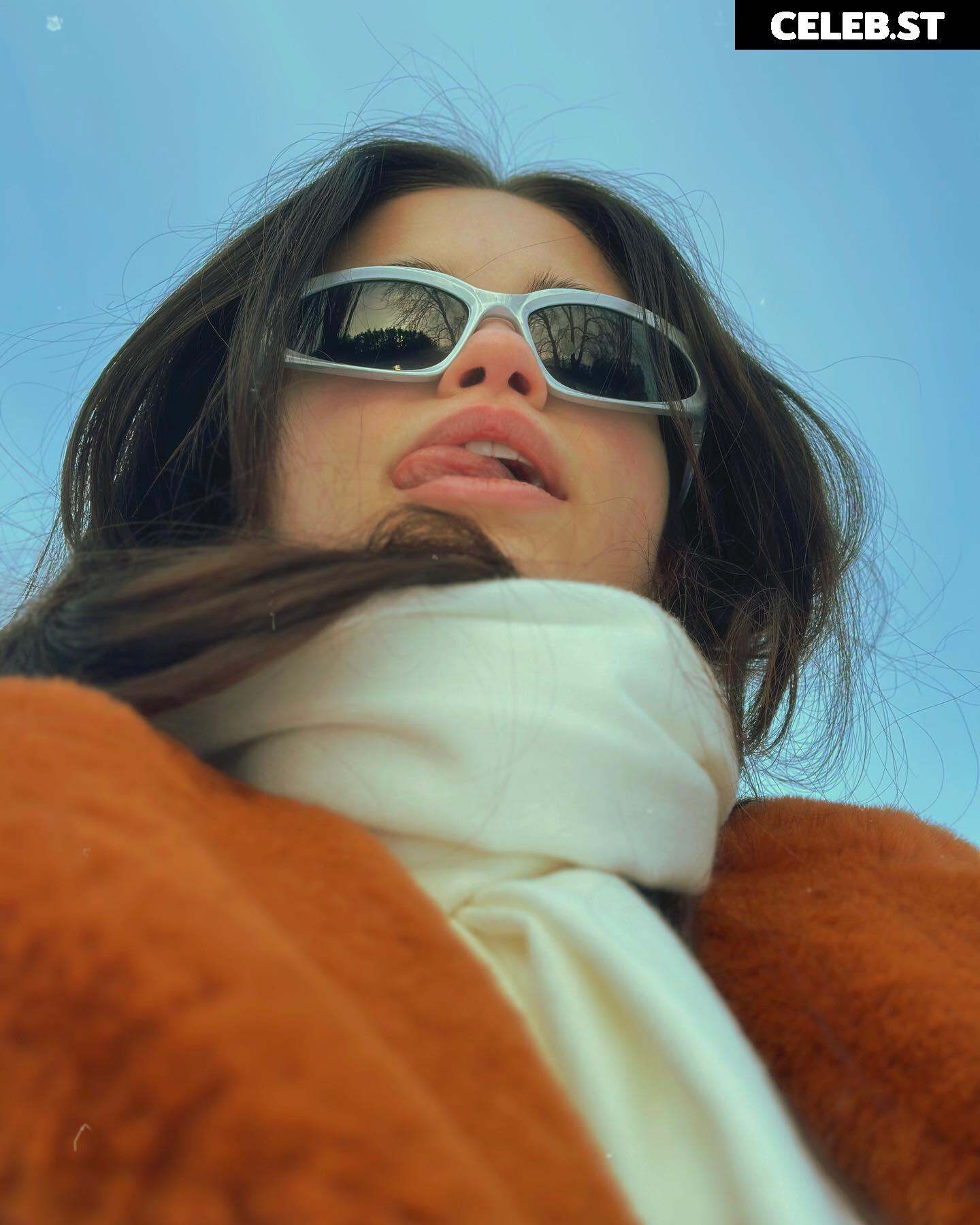 Sofia Chernasova / chernasova.sofia / soniachrn / Чернасова Софія Image 4720223
