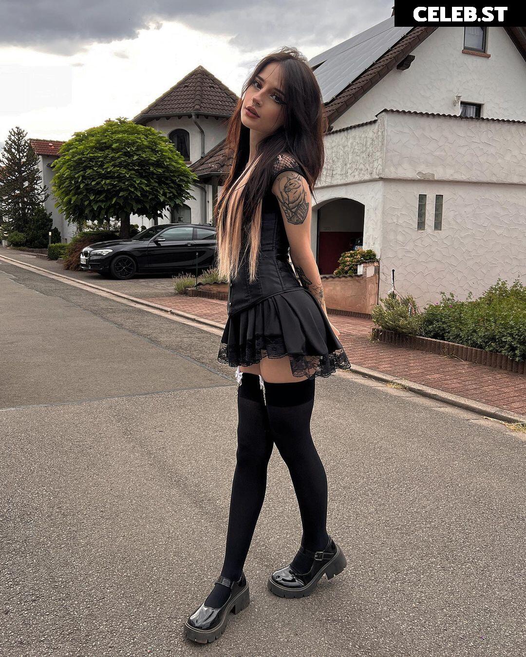 Cata Leyah / cata.leyah / cataleyah_ / leyahcata Image 4729082