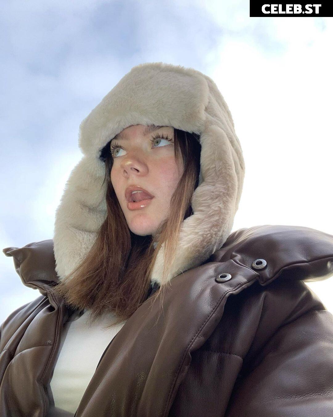 Oona Hiltunen | hiltoona Image 4717220