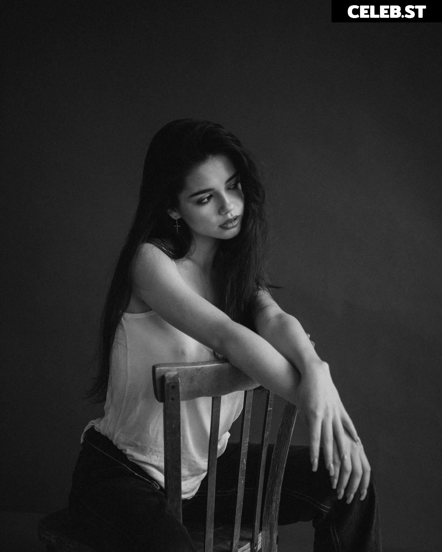 Sofia Chernasova / chernasova.sofia / soniachrn / Чернасова Софія Image 4714643