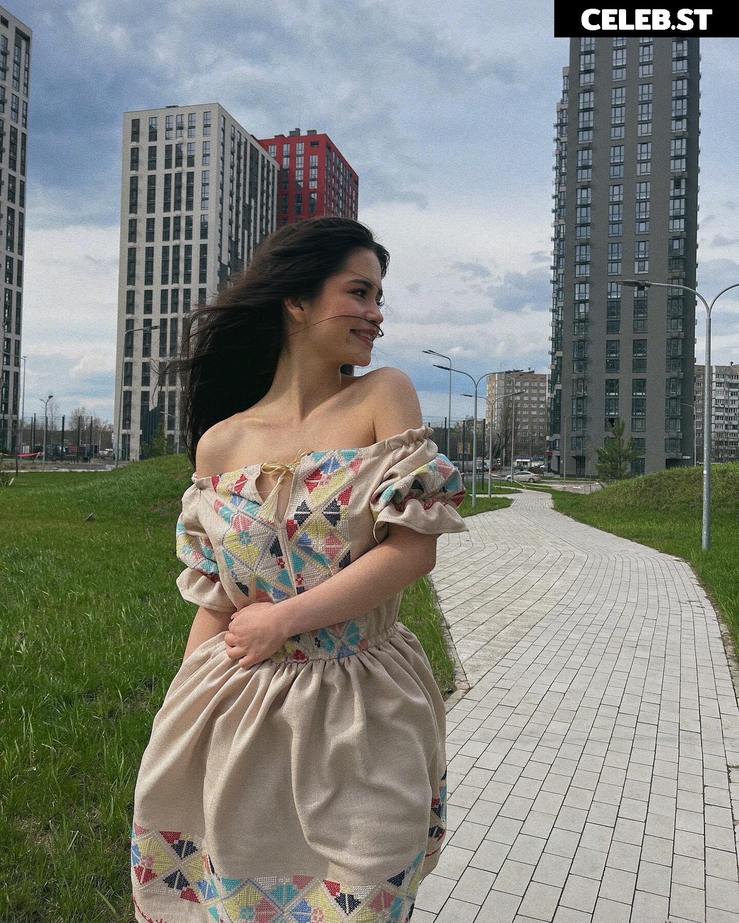 Sofia Chernasova / chernasova.sofia / soniachrn / Чернасова Софія Image 4714332