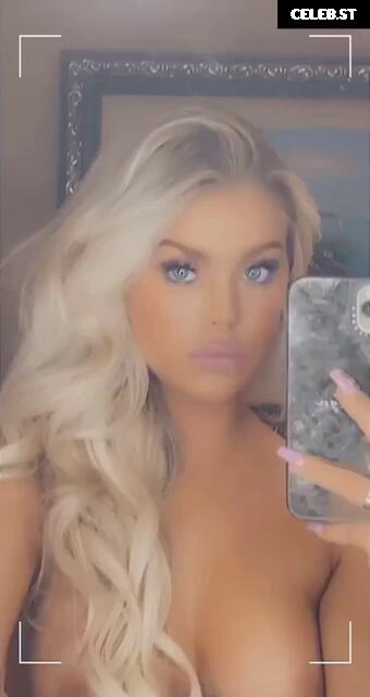 Kaylyn Slevin Image 4711187