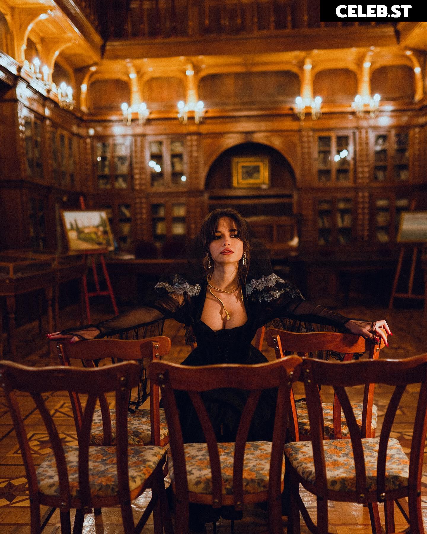 Sofia Chernasova / chernasova.sofia / soniachrn / Чернасова Софія Image 4712753