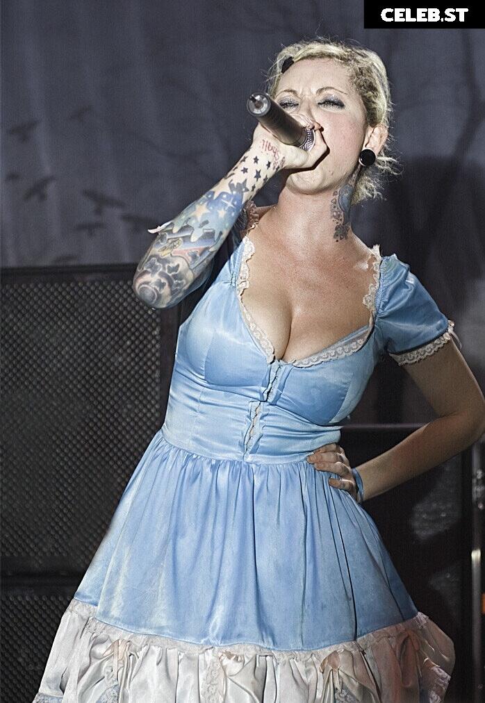 Maria Brink Image 470744