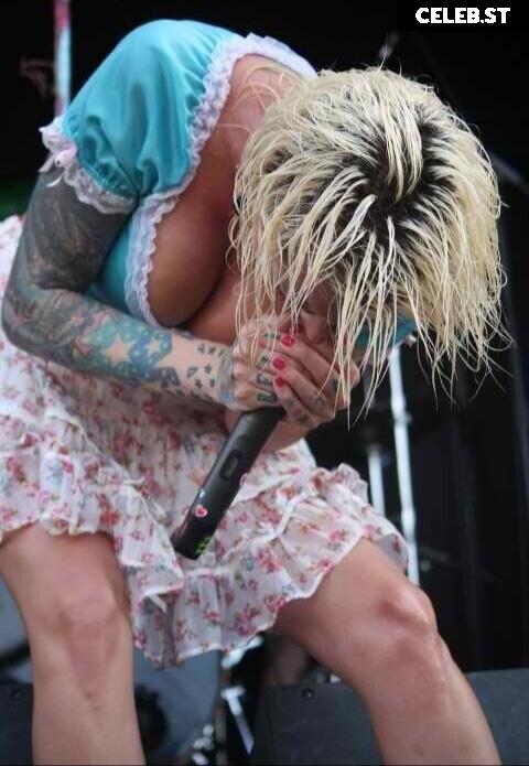 Maria Brink Image 470734
