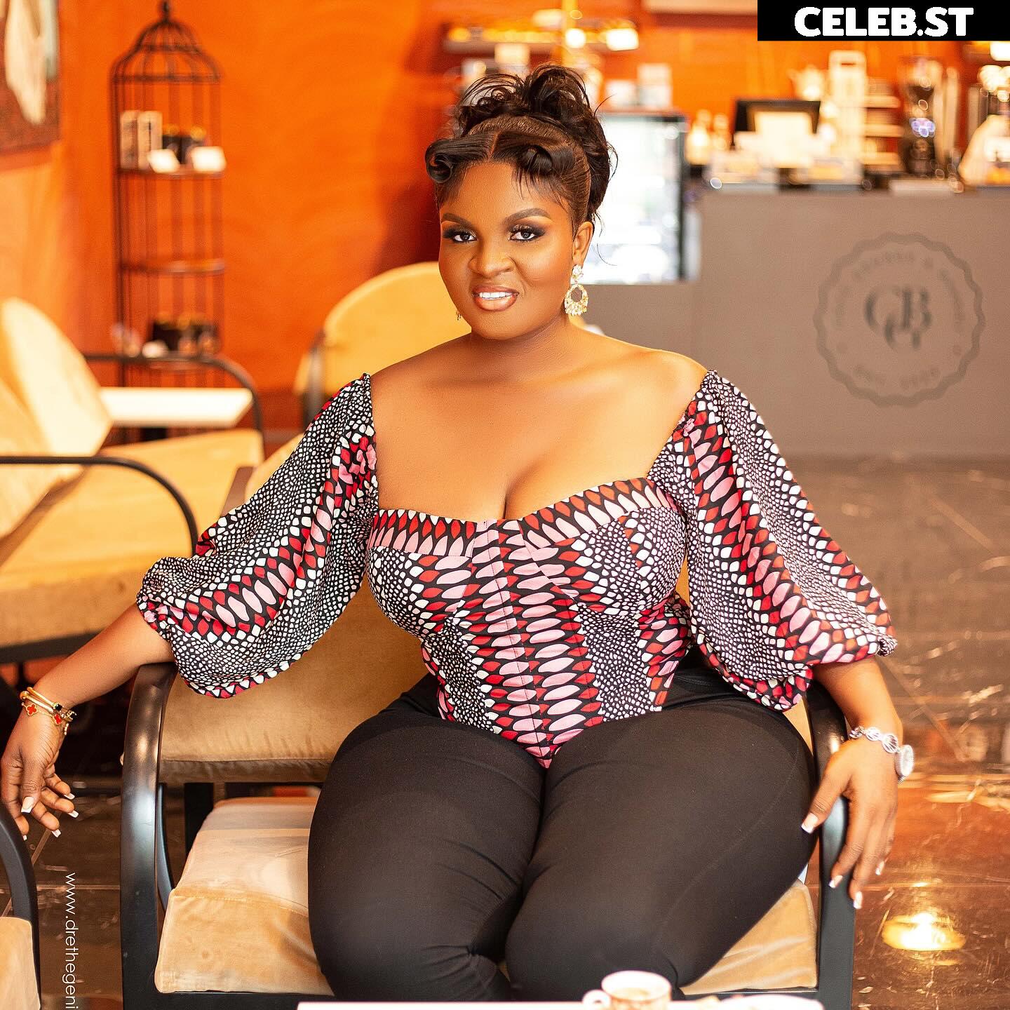 Yvonne Delali | yvonnedelali_model from perfectwrapgh Image 4708208