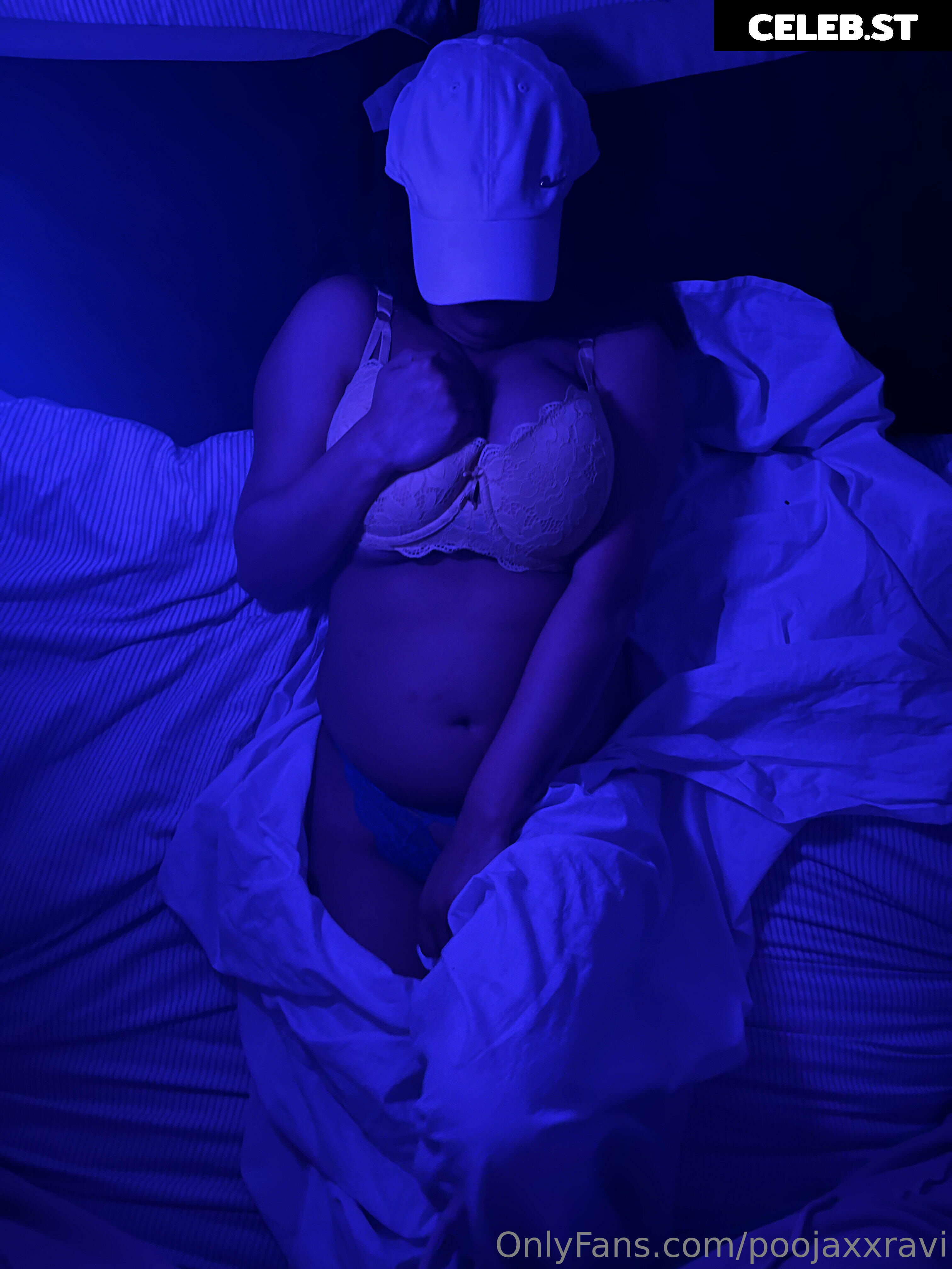 Poojaxxravi | Hotchocolate981 Image 4094685