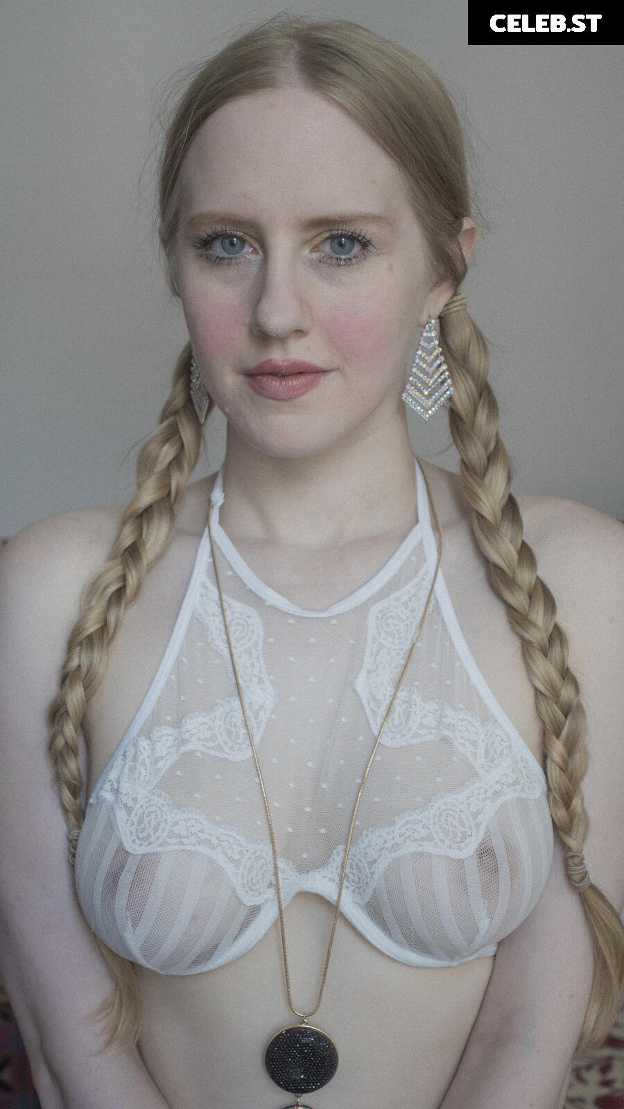 Lucy Muse Image 409010