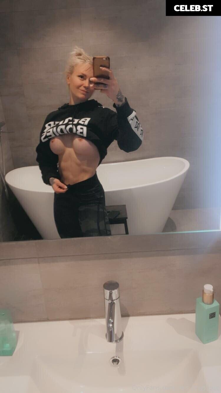 mrsbadass_ink / mrs_physique ( Pauline von Schinkel ) Image 4080102