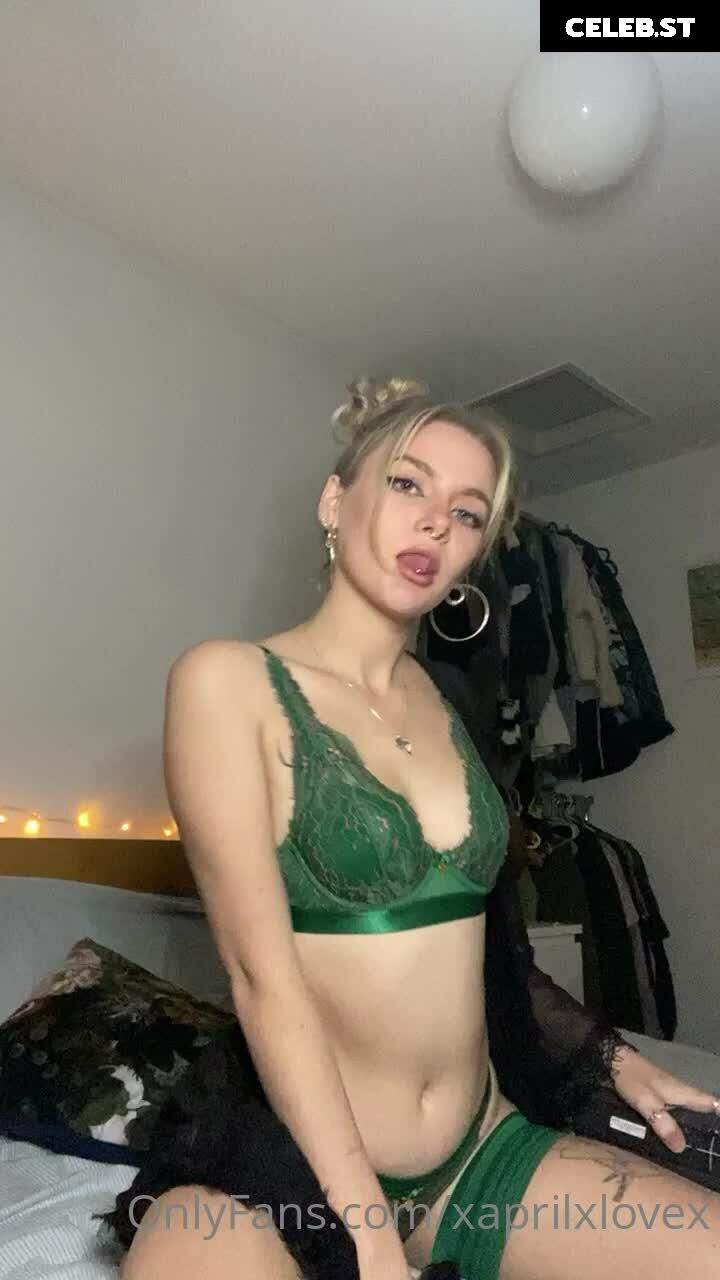 AprilLove_UK / xaprilxl0vex Image 4070576