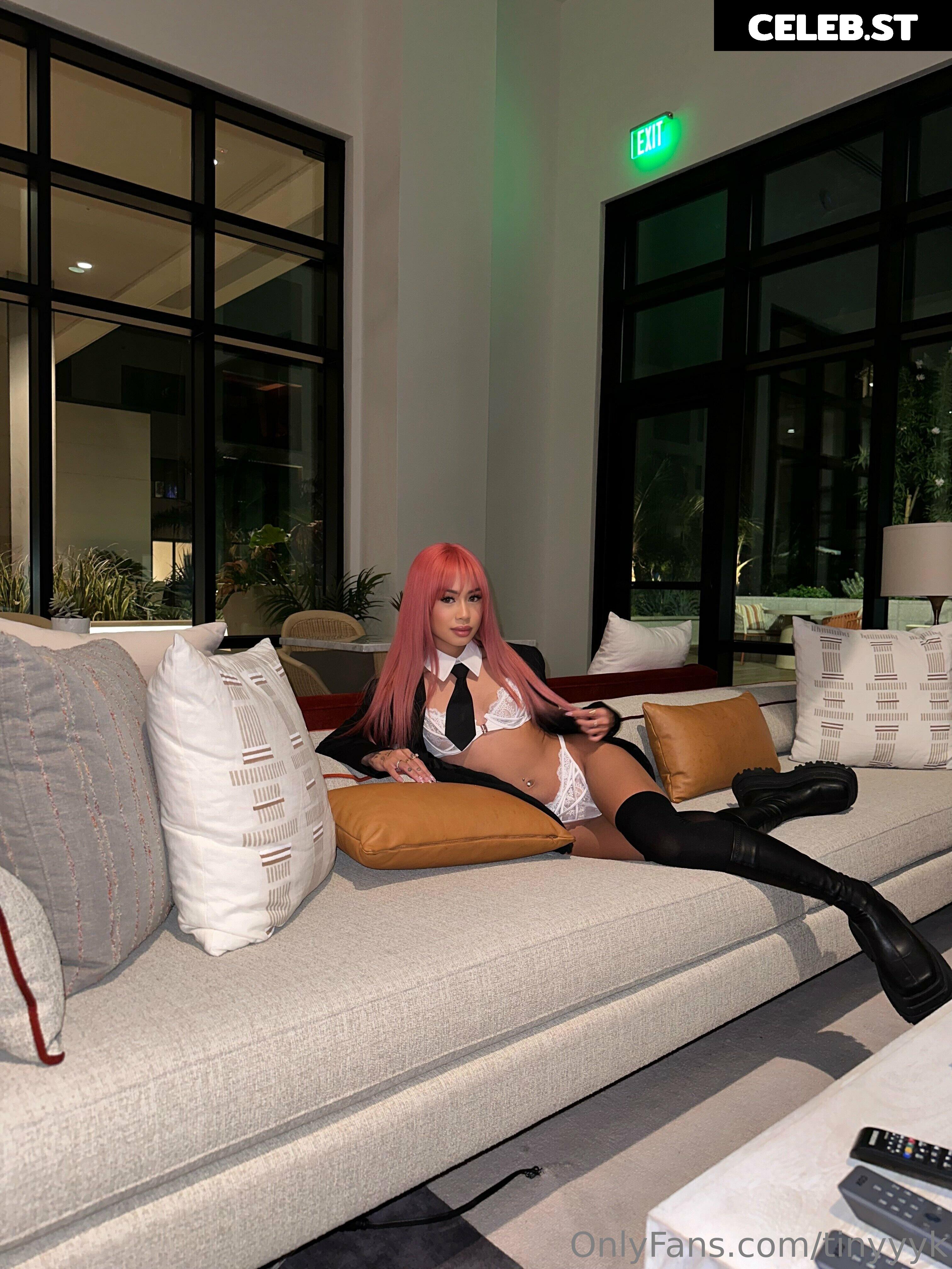 tinyyyk (aka kaylakipp) Image 4066748