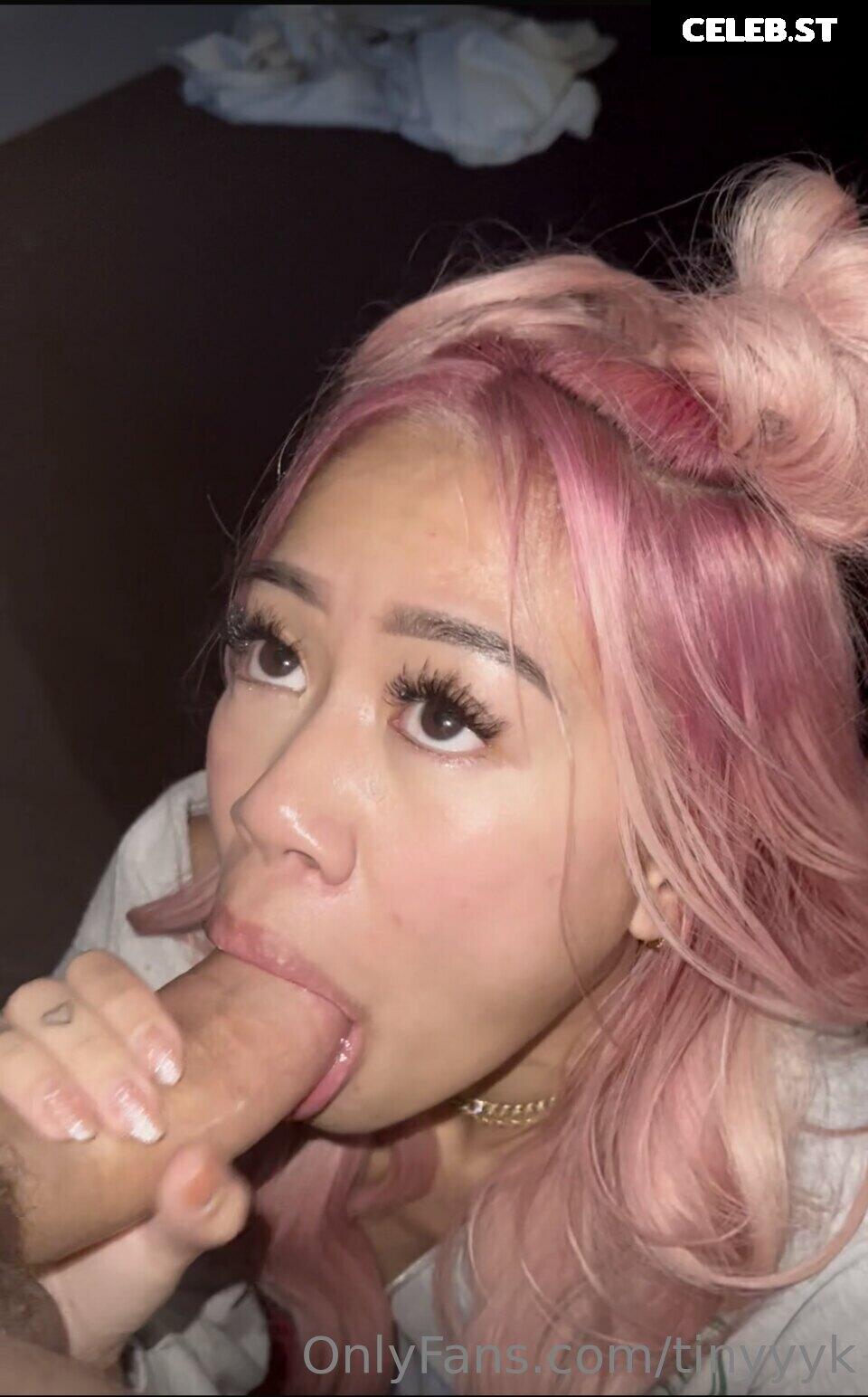 tinyyyk (aka kaylakipp) Image 4066219