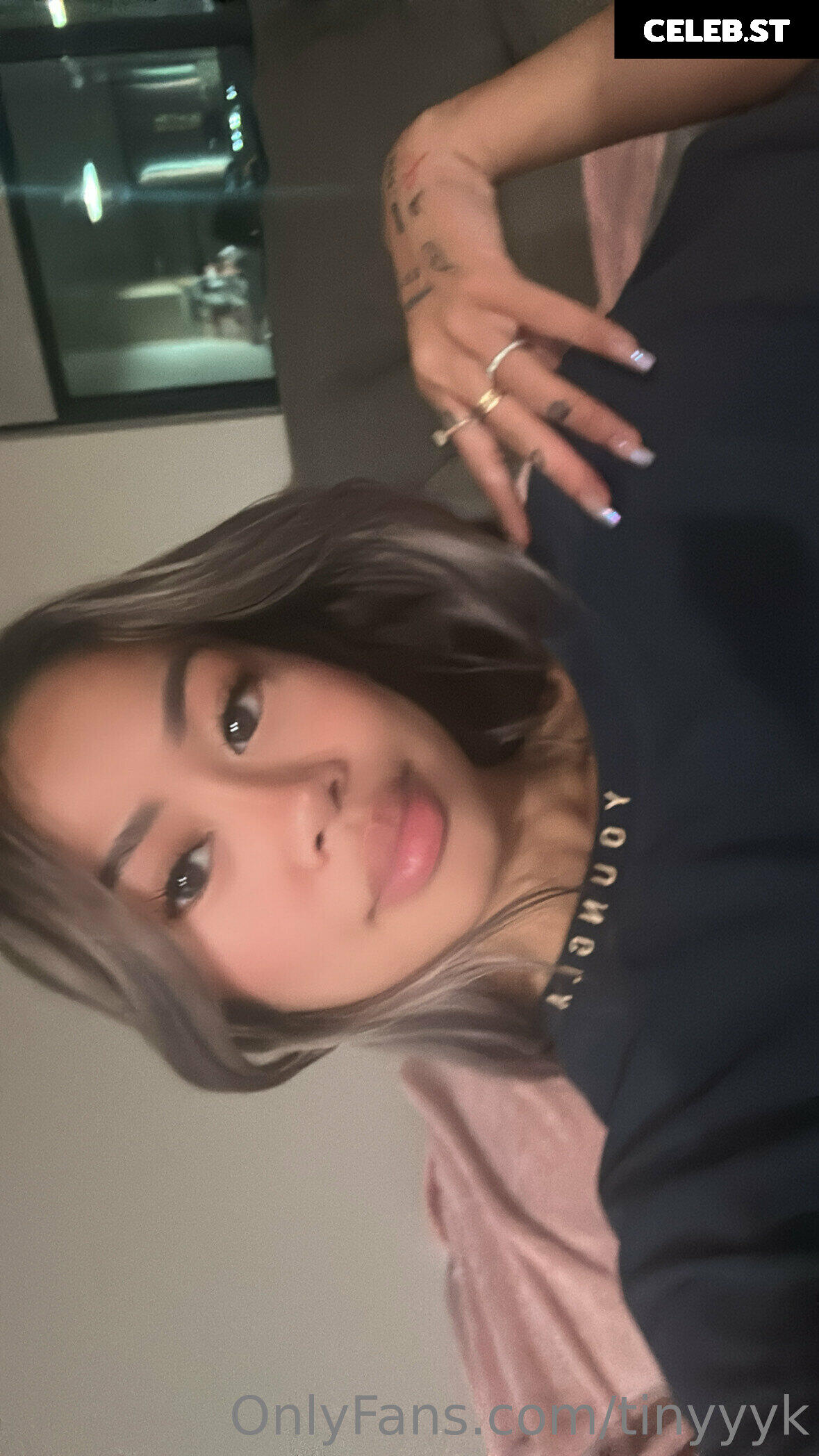 tinyyyk (aka kaylakipp) Image 4061584