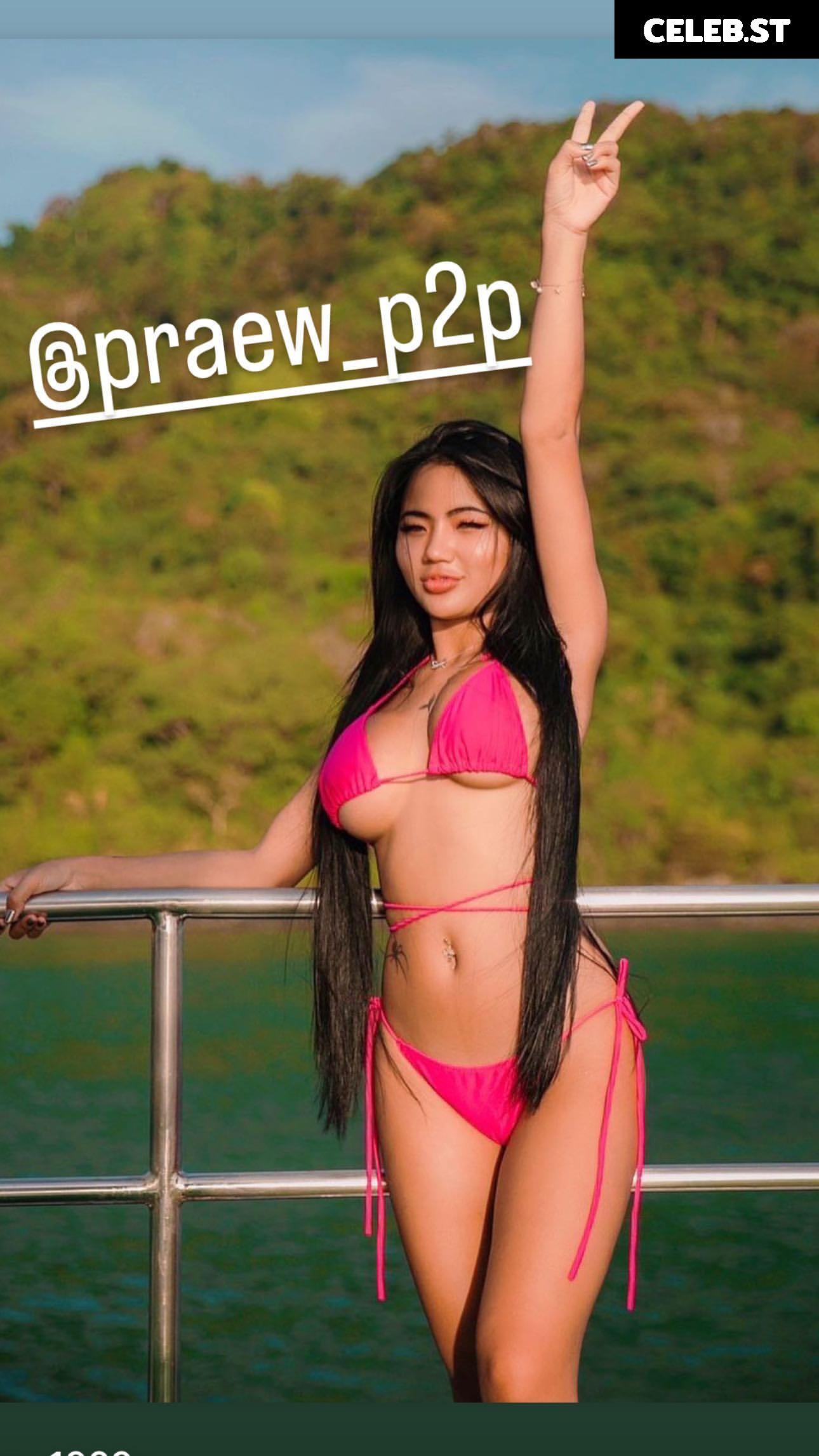 Praew Phatcharin / ppraew_pp22 / phatcharin22 / praewasian Image 4062615