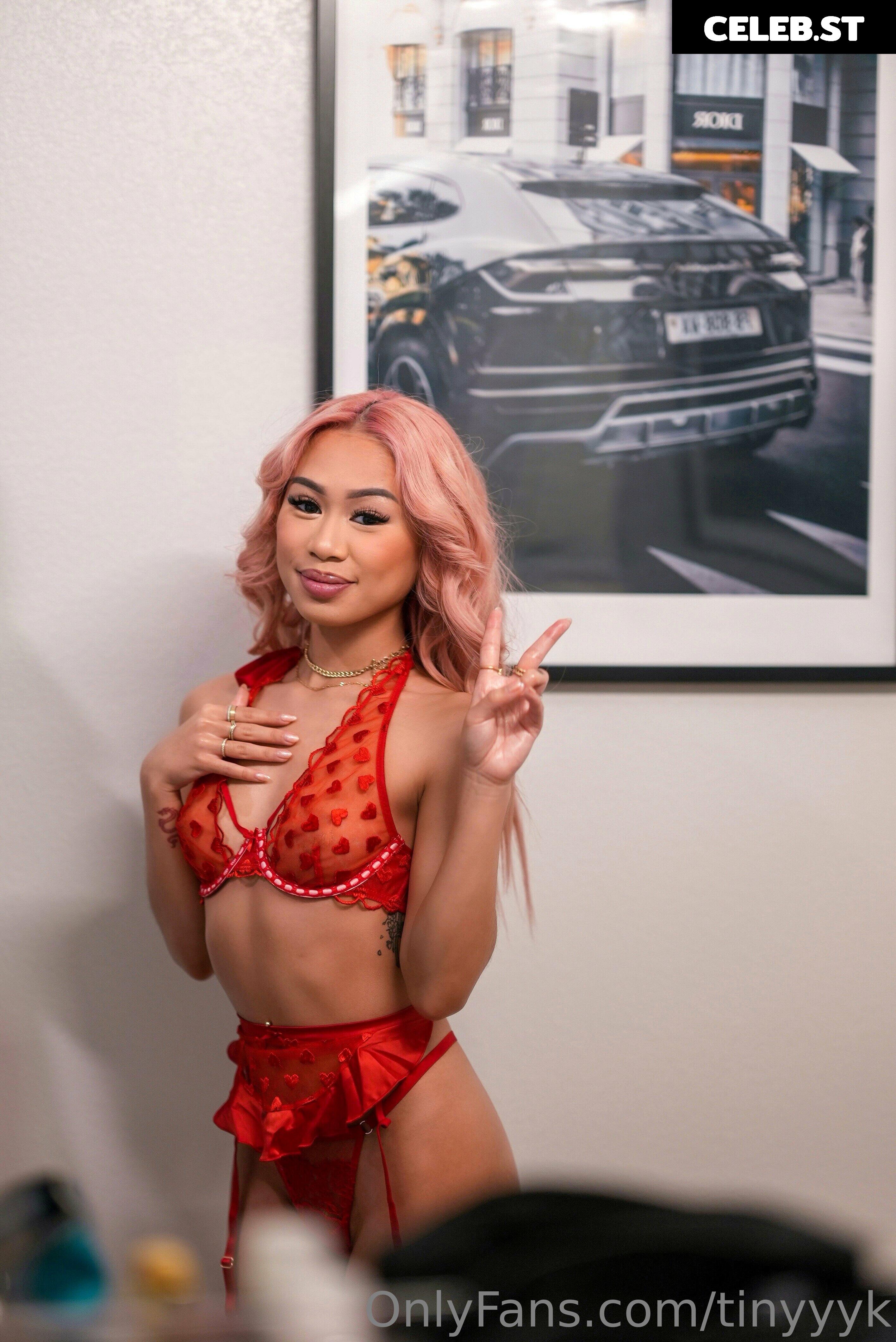 tinyyyk (aka kaylakipp) Image 4060769