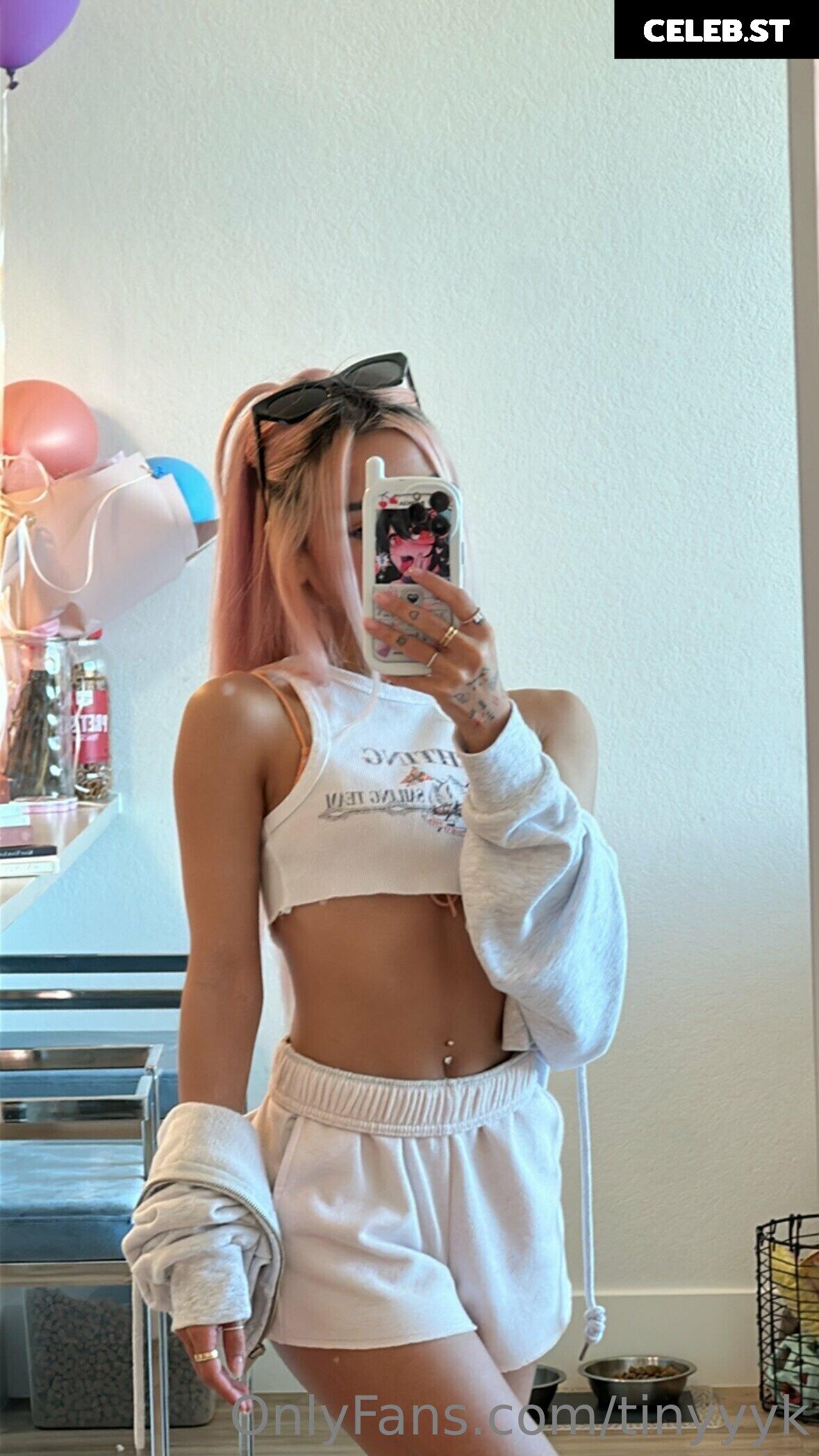 tinyyyk (aka kaylakipp) Image 4056486