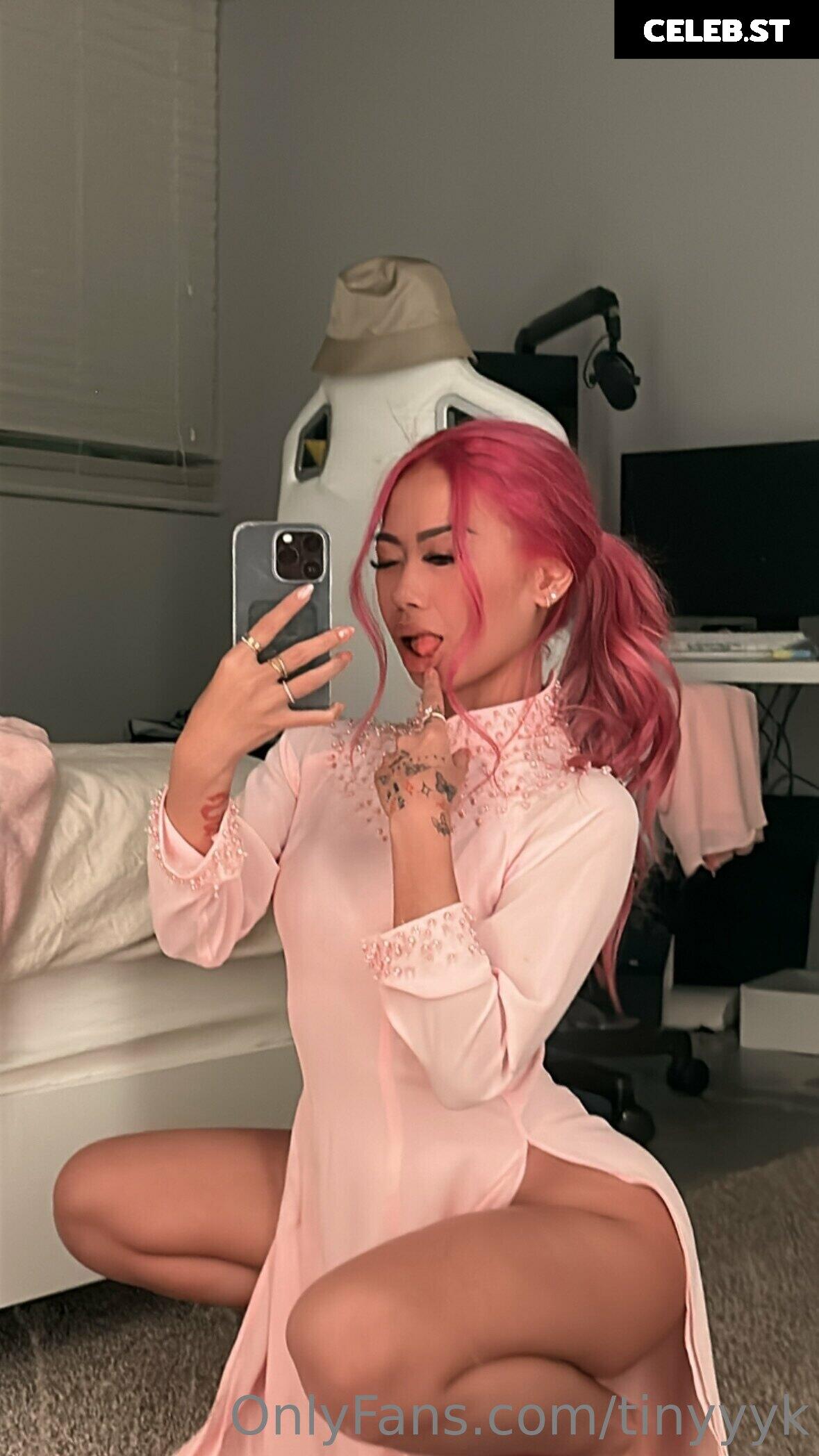 tinyyyk (aka kaylakipp) Image 4051528