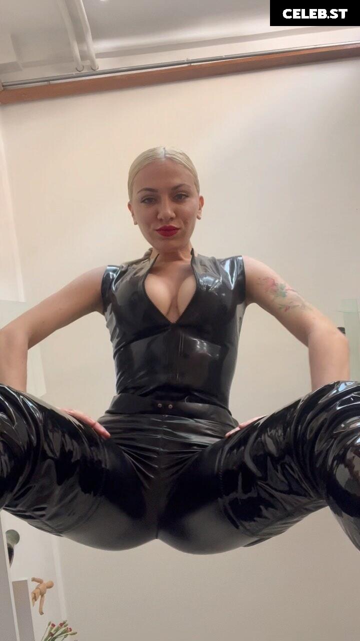 Katya Superb Image 405377