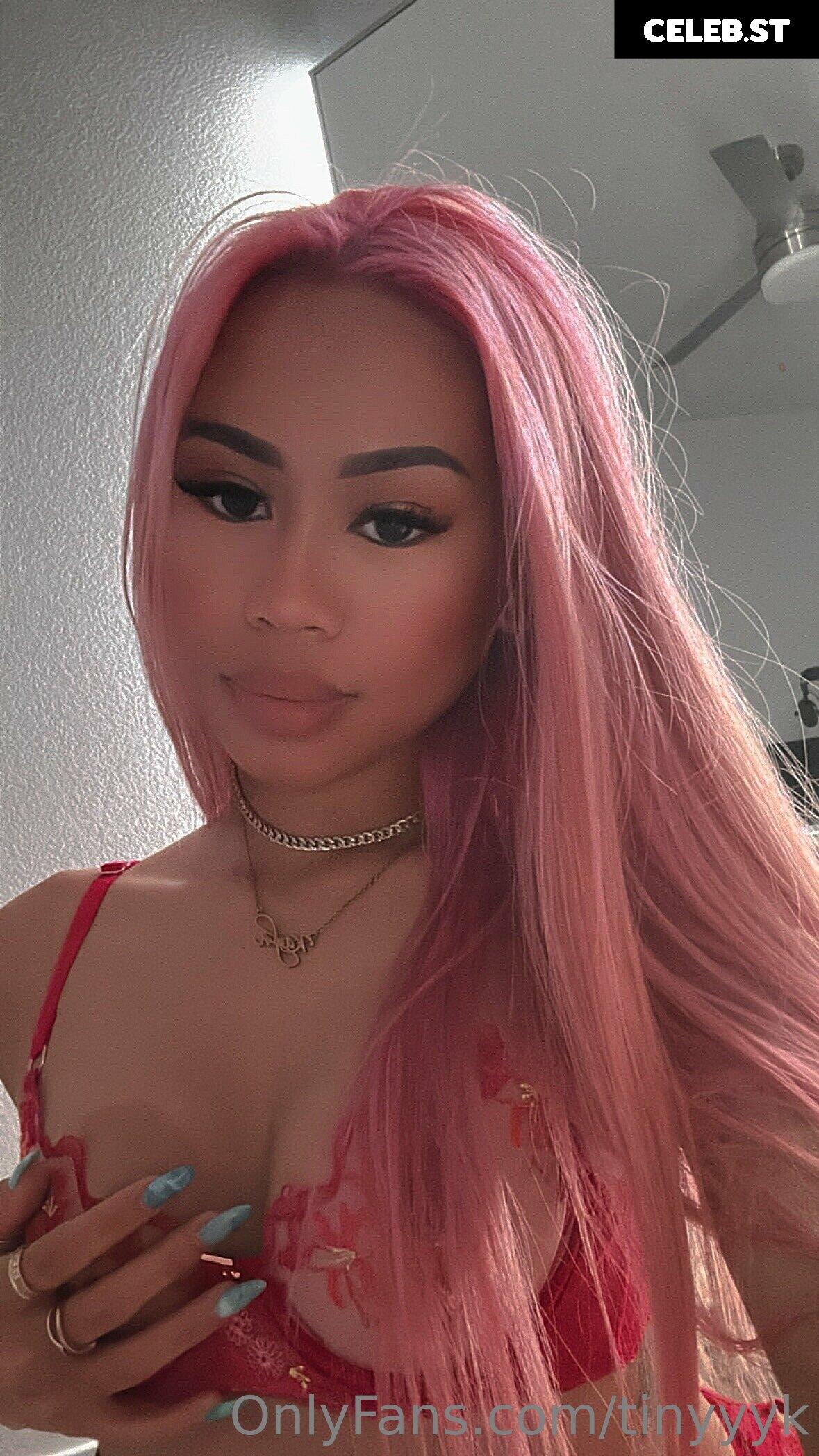 tinyyyk (aka kaylakipp) Image 4049235