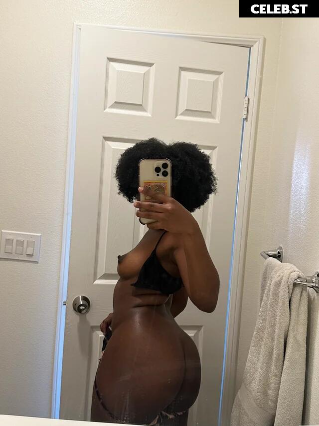 Ebony Butts / PastaToots Image 4025407