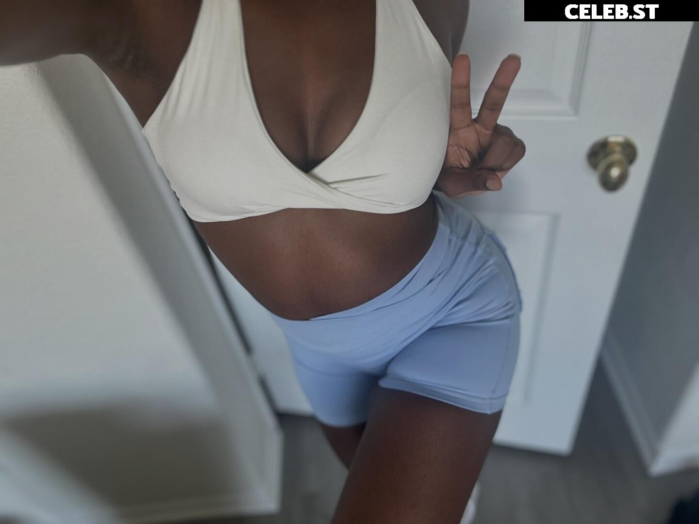 Ebony Butts / PastaToots Image 4026171