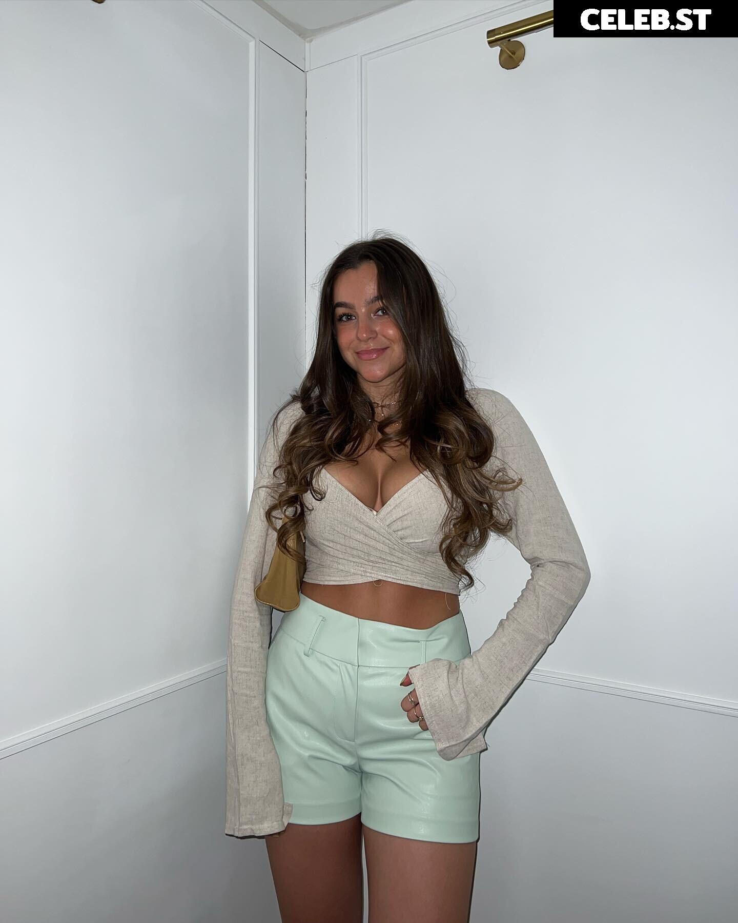 Monika Mancini Image 4020370