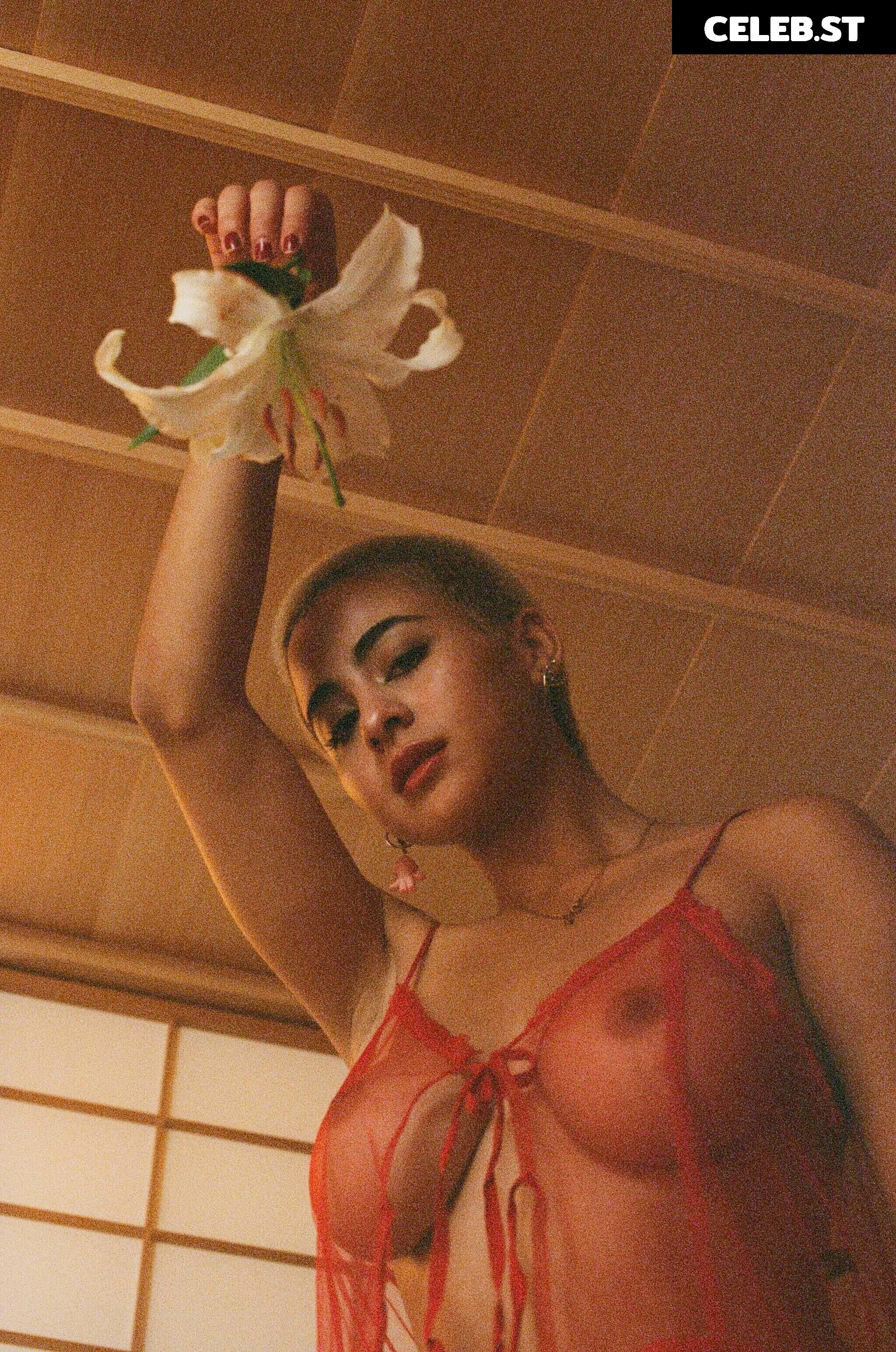 Mia Valentine Image 4012985