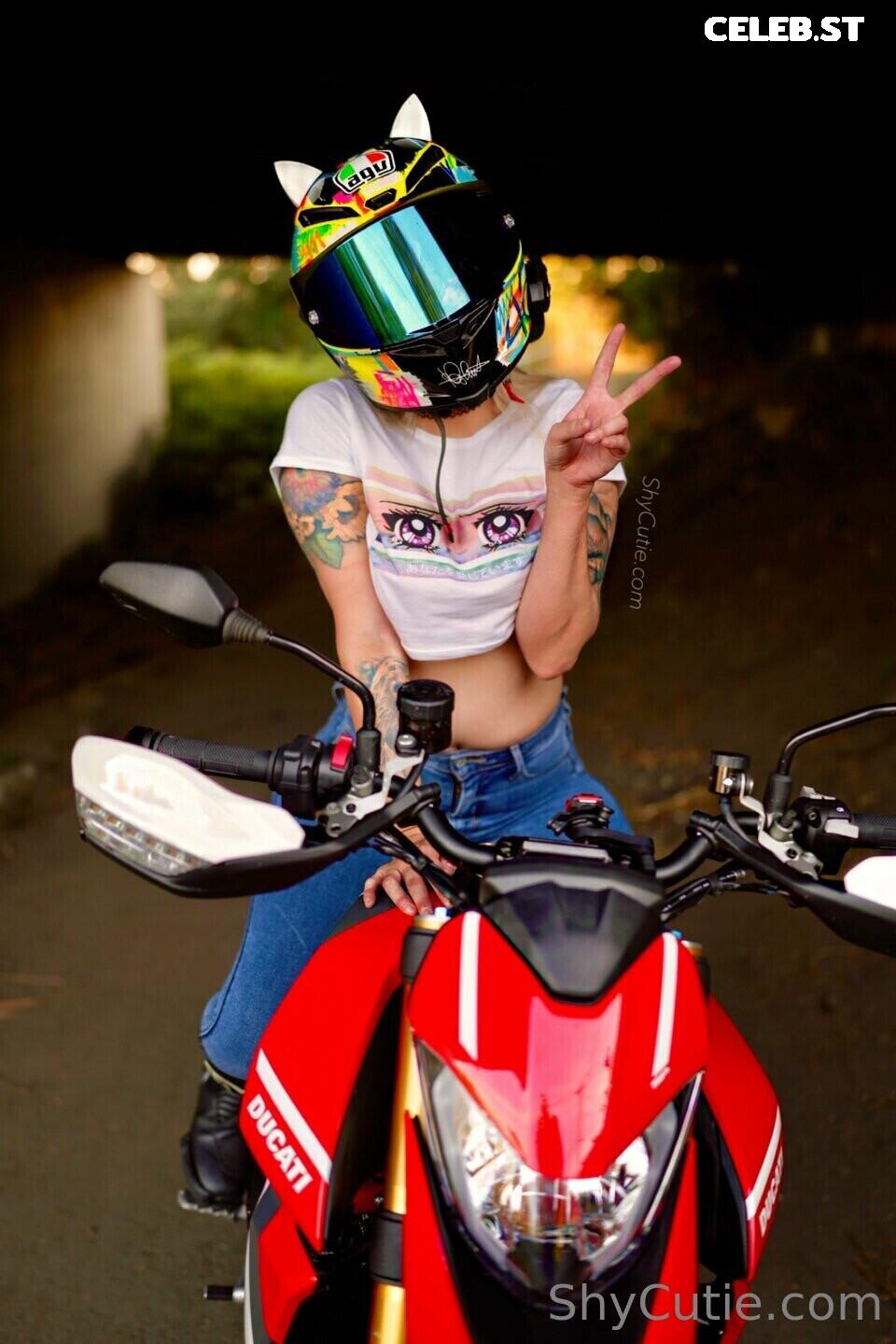Shycutie / beautifulbadass3 Image 4008971