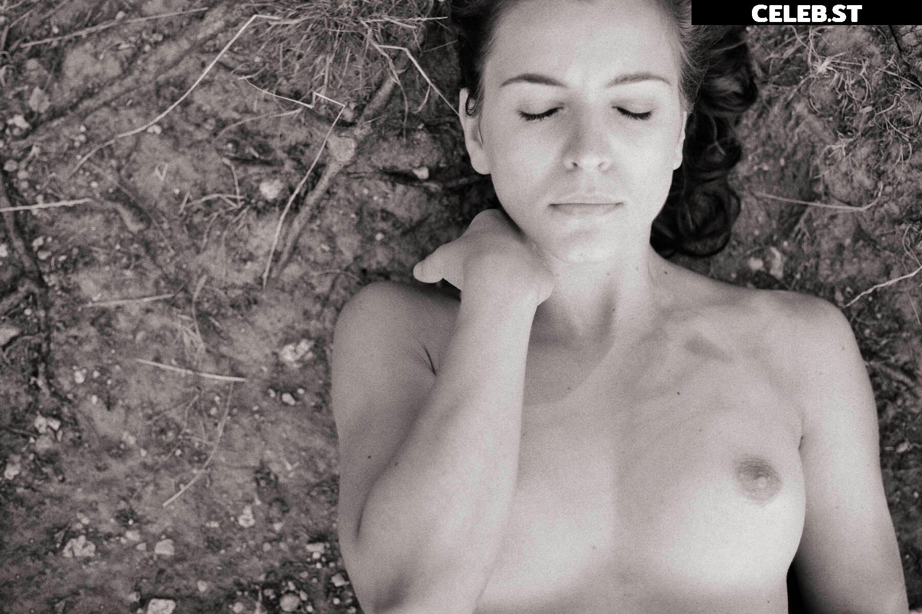 Mady Morrison Image 719582