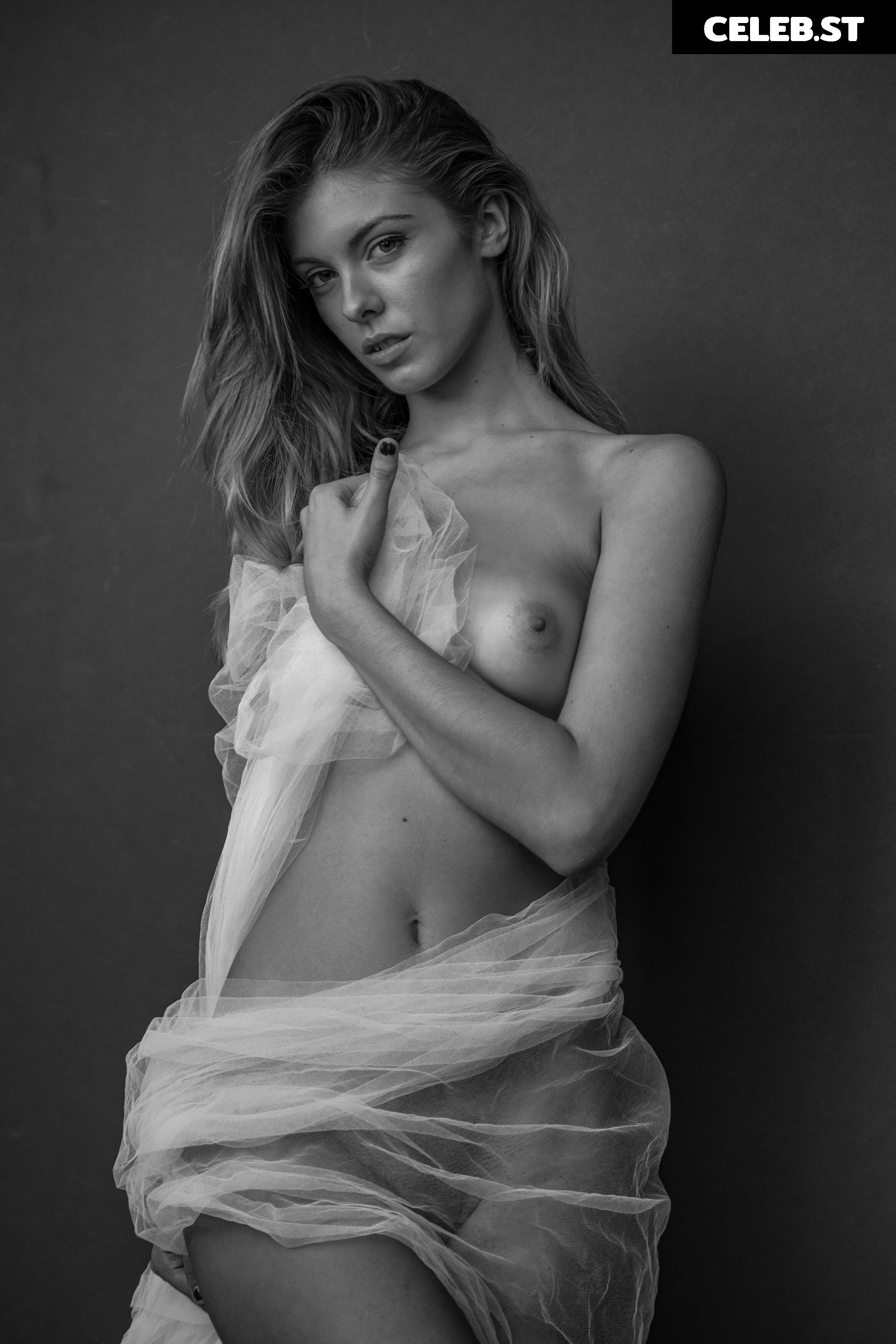 Carmella Rose Image 719256