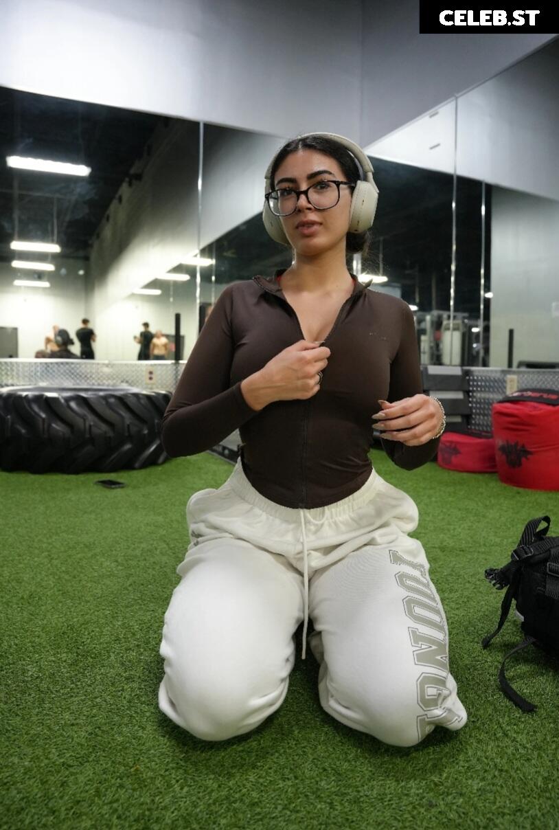 Vanessa Legrow Image 717153