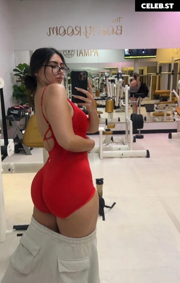 Vanessa Legrow Image 717197