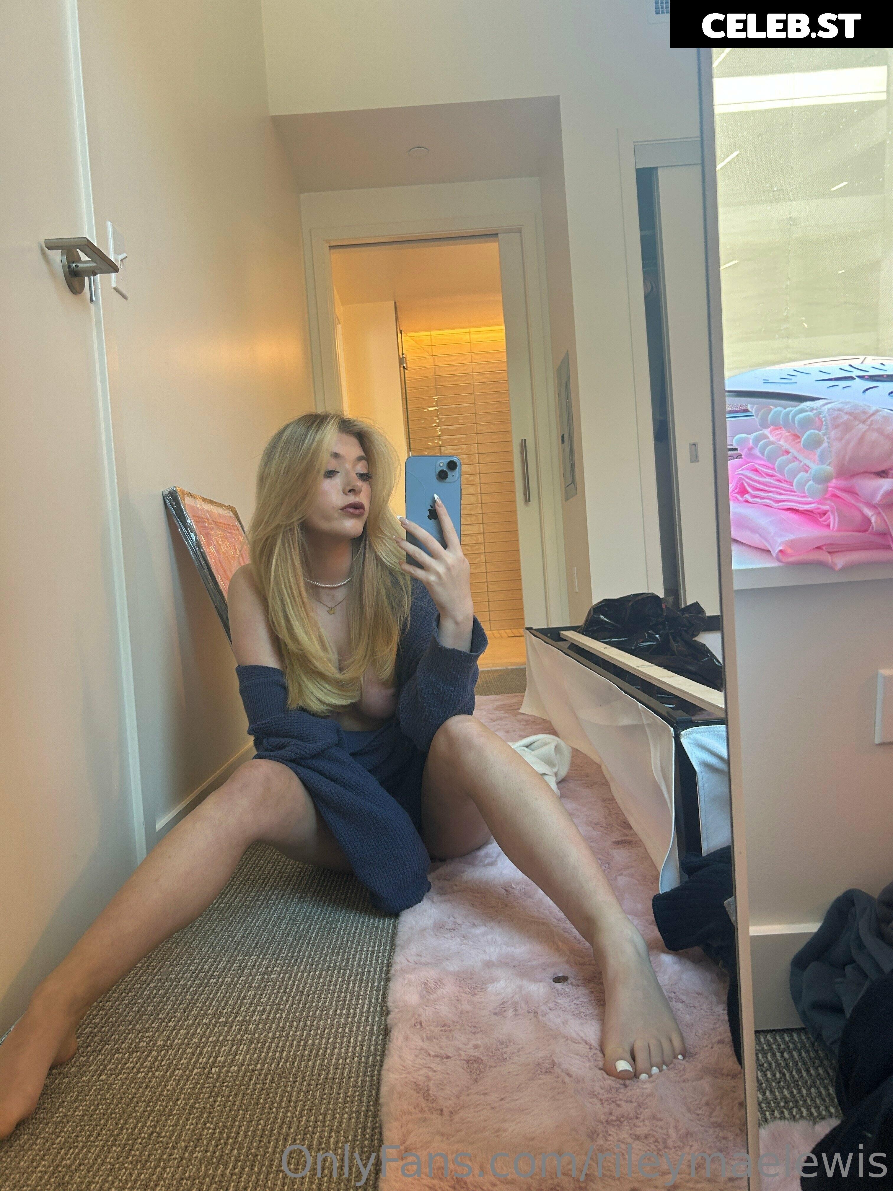 Riley Mae Lewis Image 716768