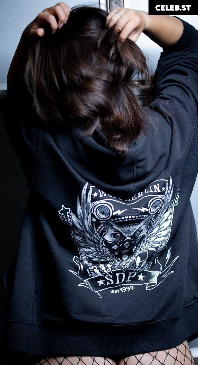 Bellaexotica Image 716415