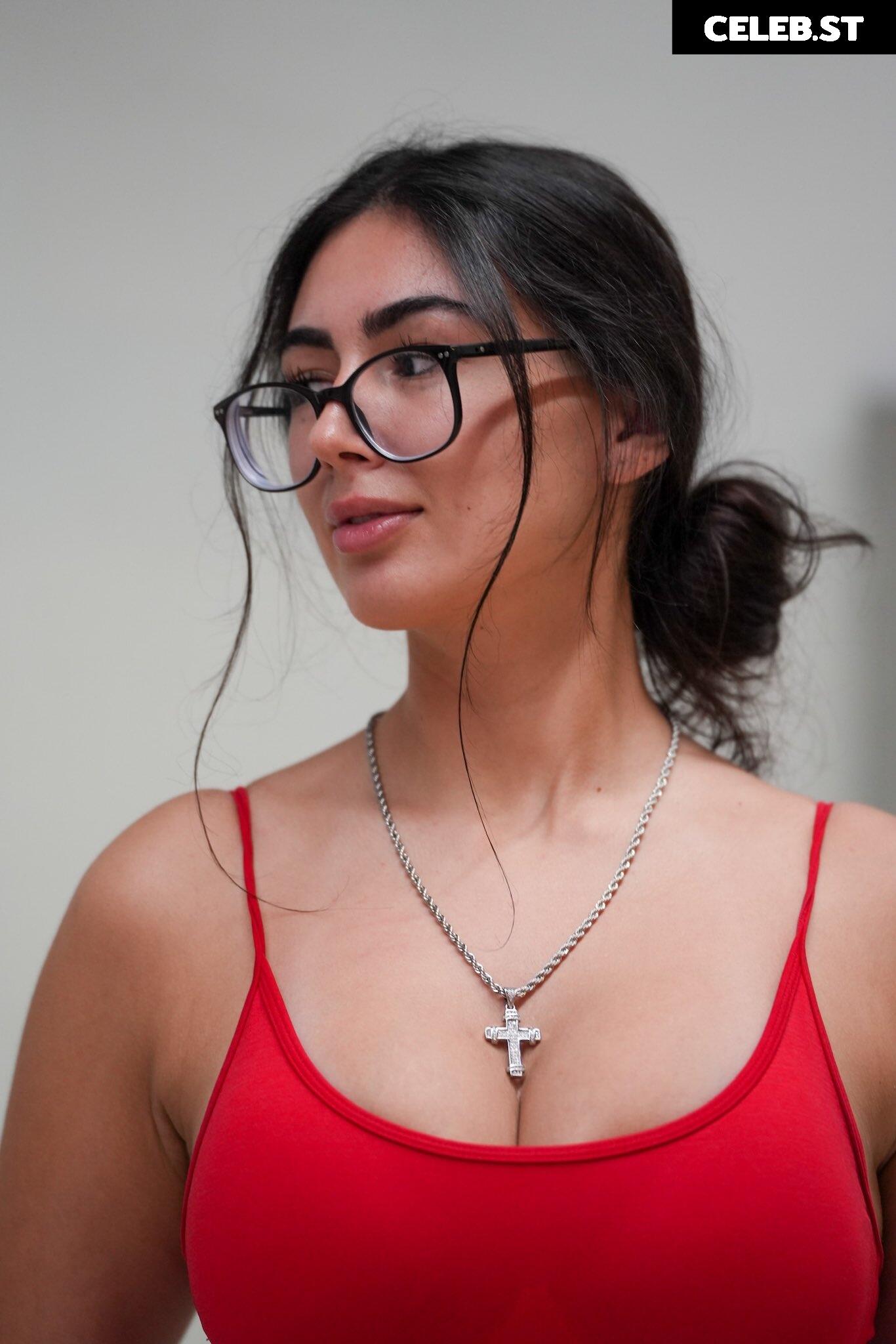 Vanessa Legrow Image 716873