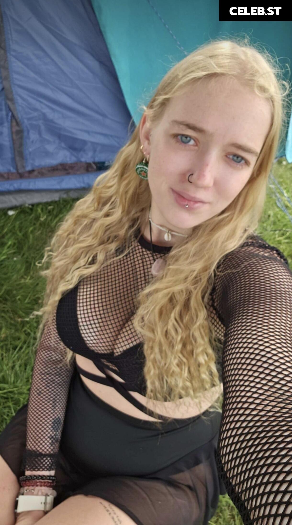 Dorfblondie Image 714718