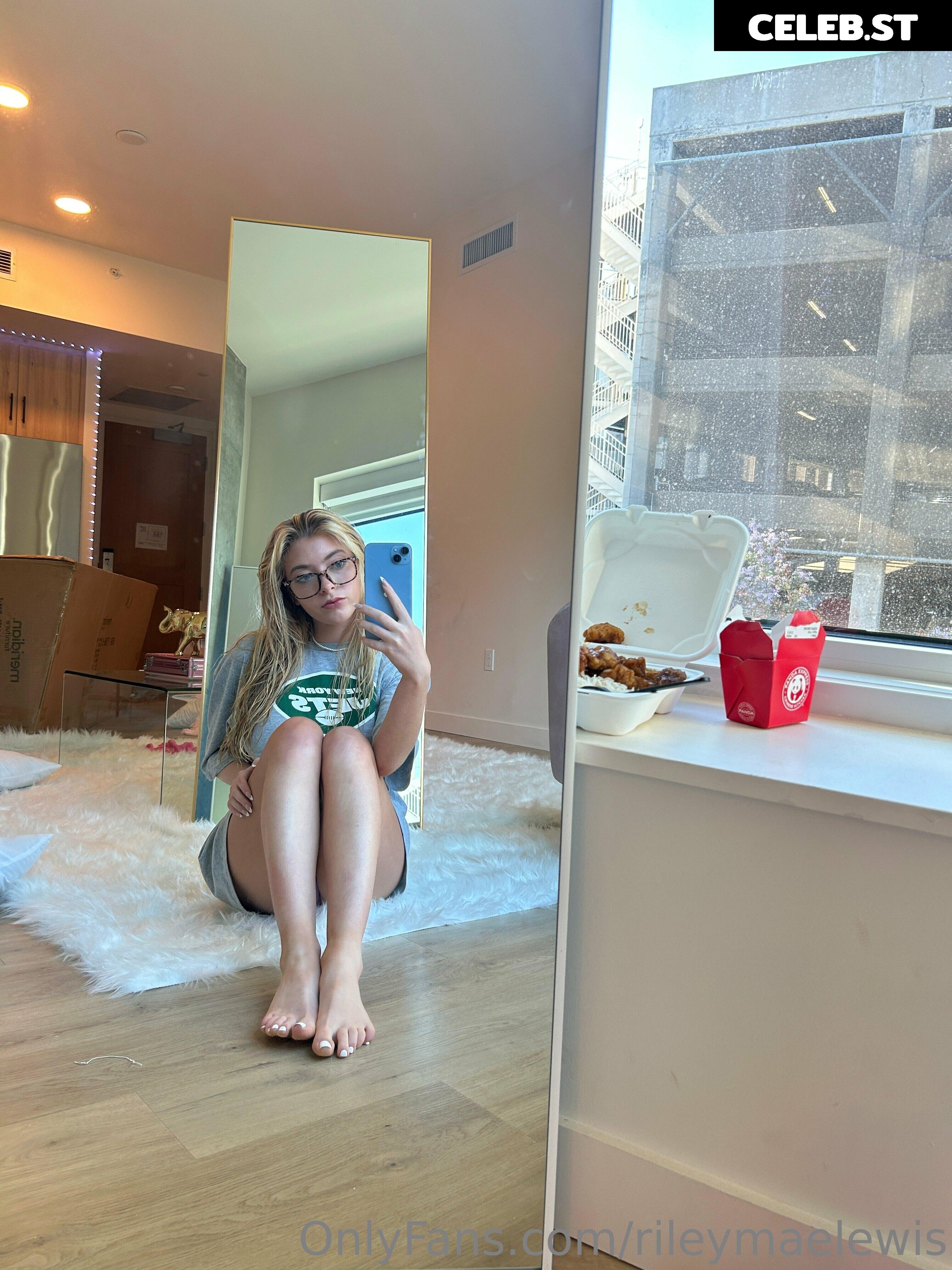 Riley Mae Lewis Image 714736