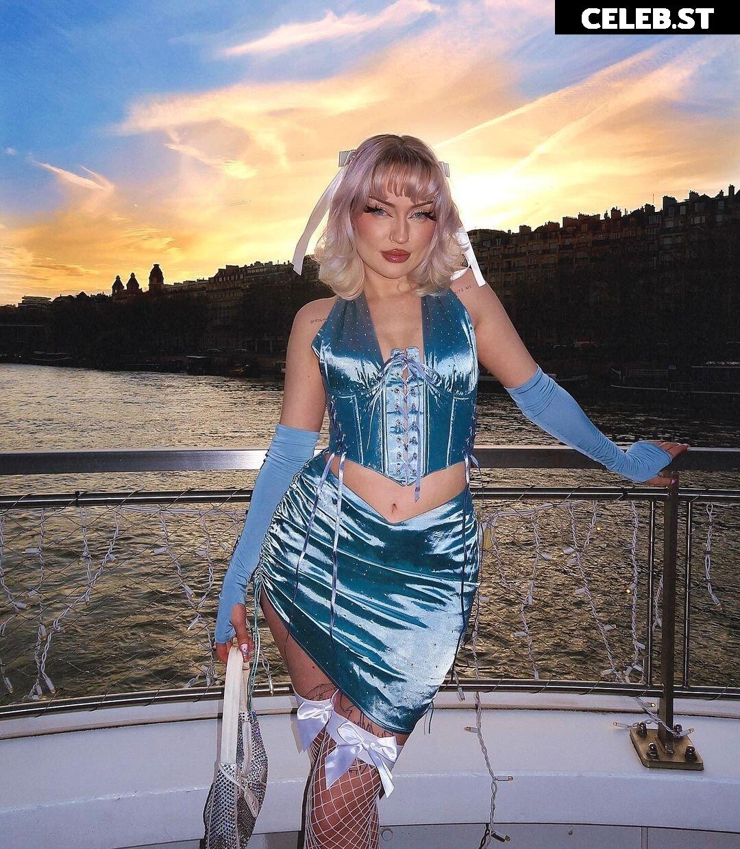 naomijon Image 714235