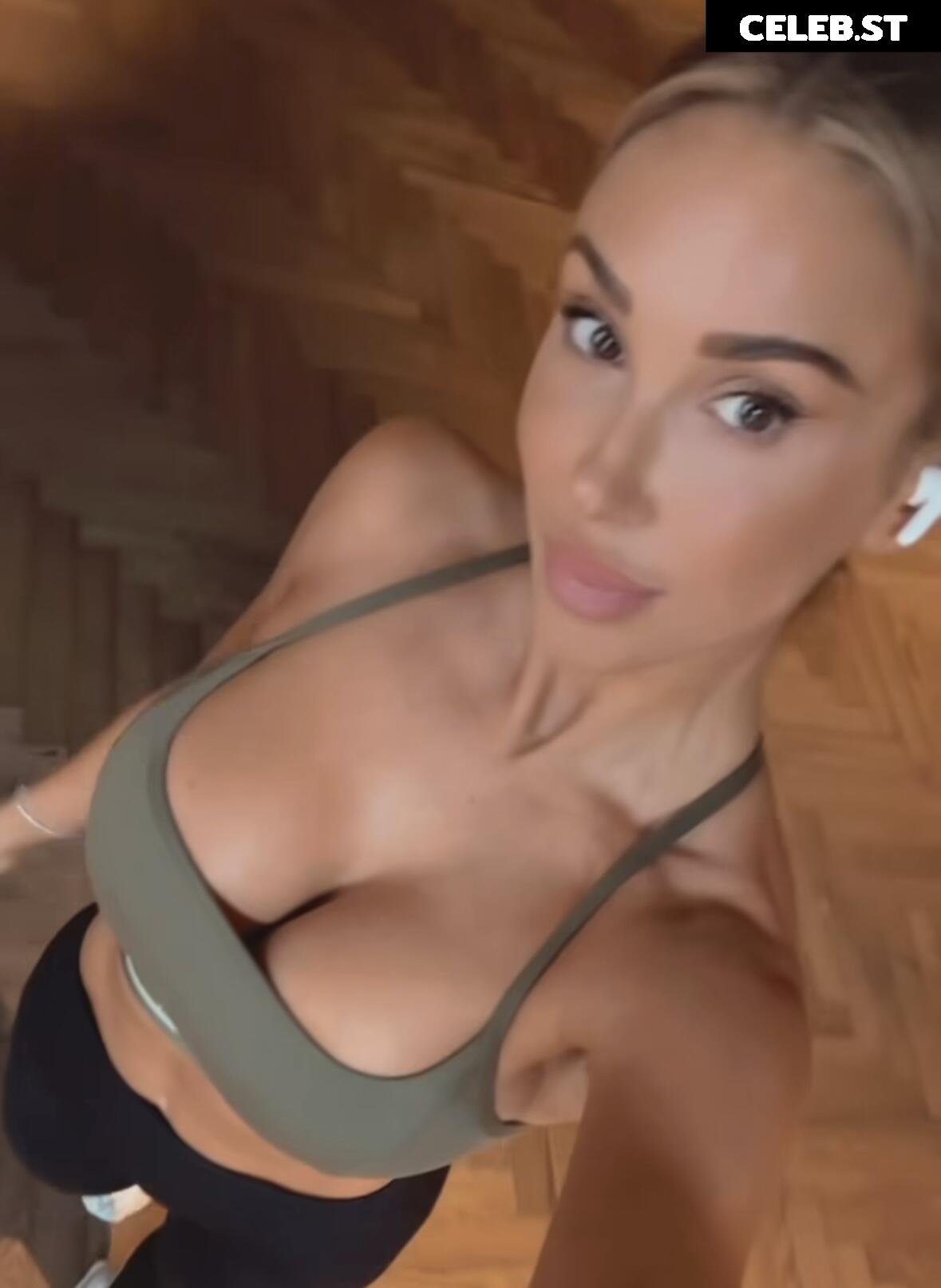 Janine Wiggert Image 713919