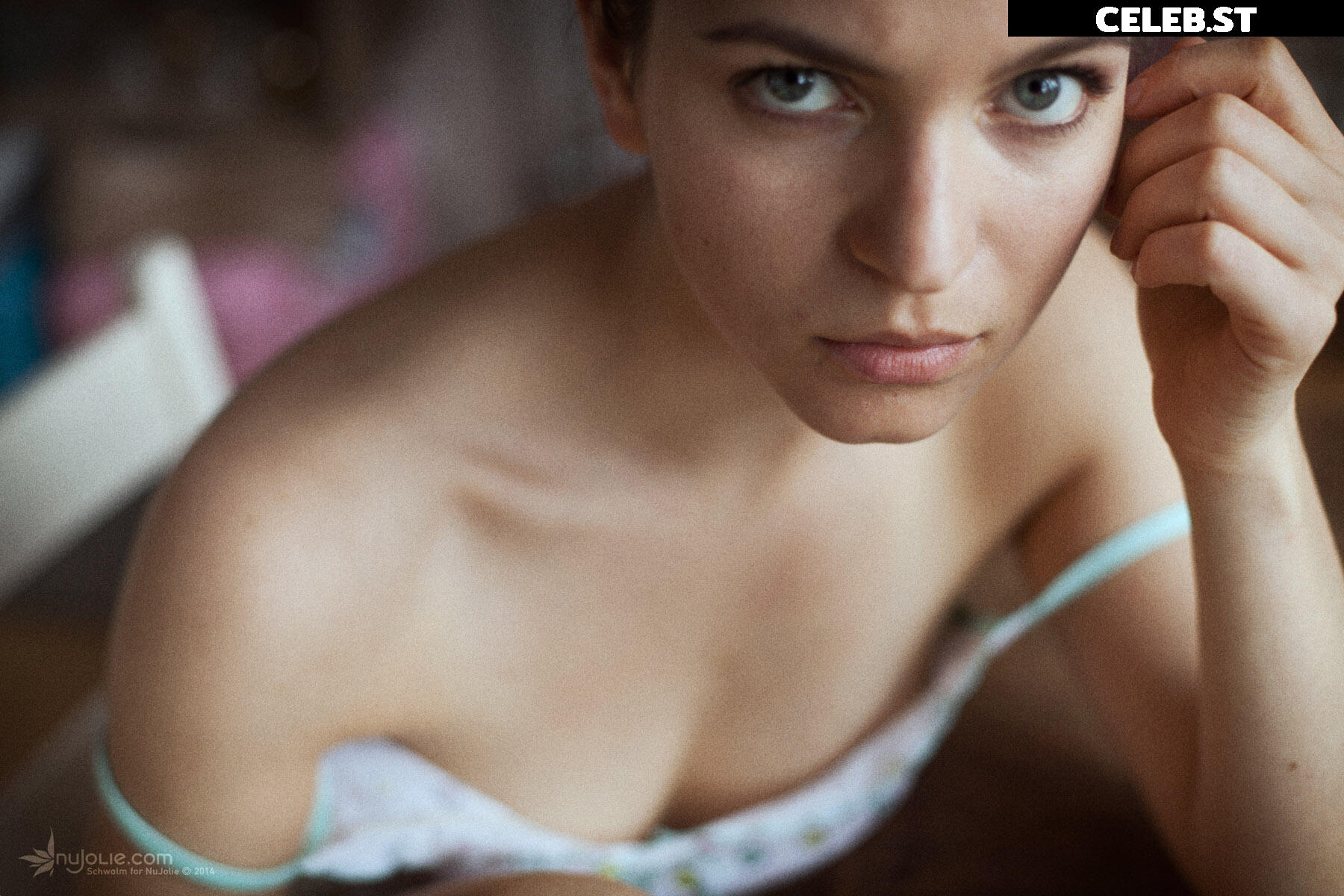 Mady Morrison Image 729505