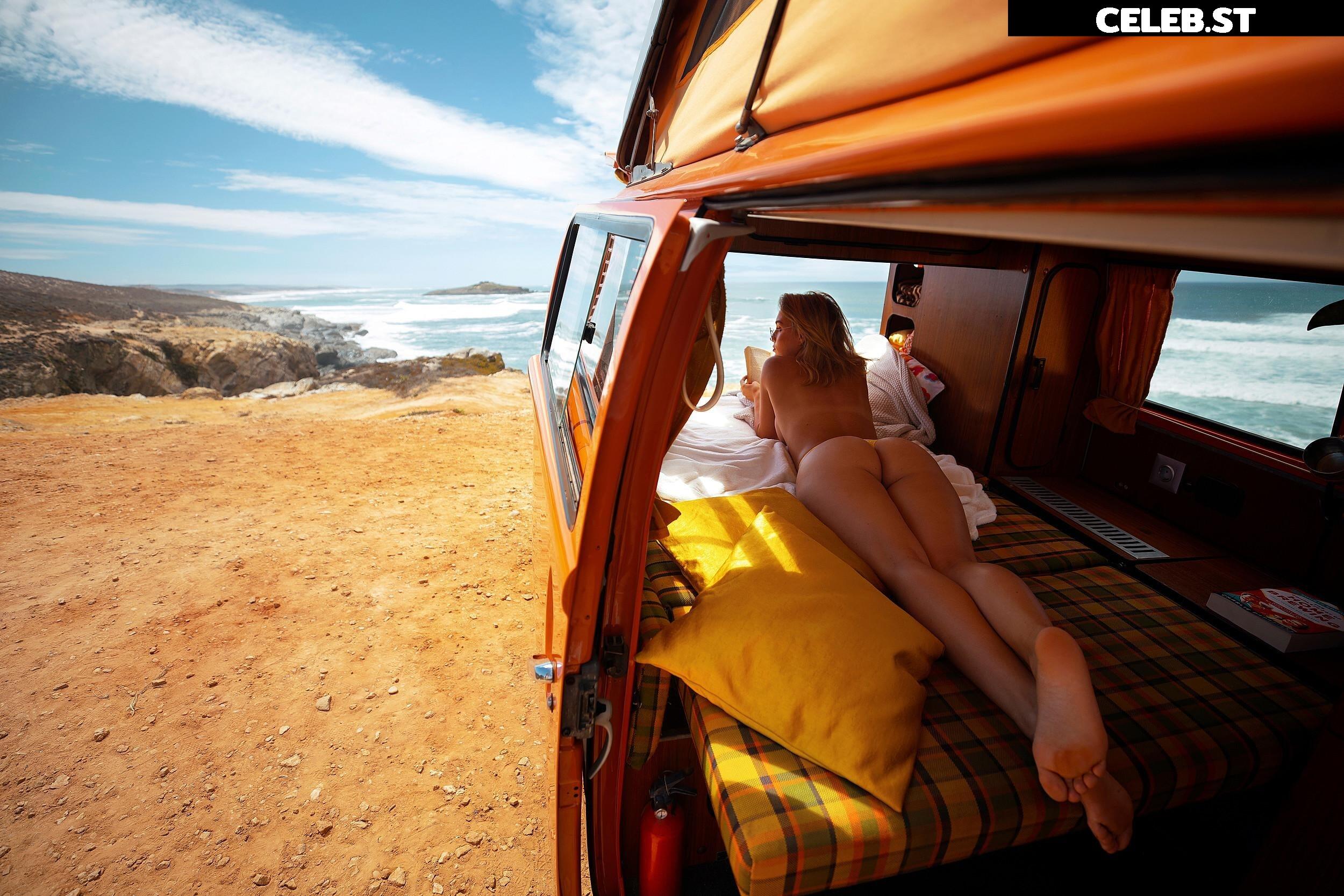 Julia Römmelt Image 727662