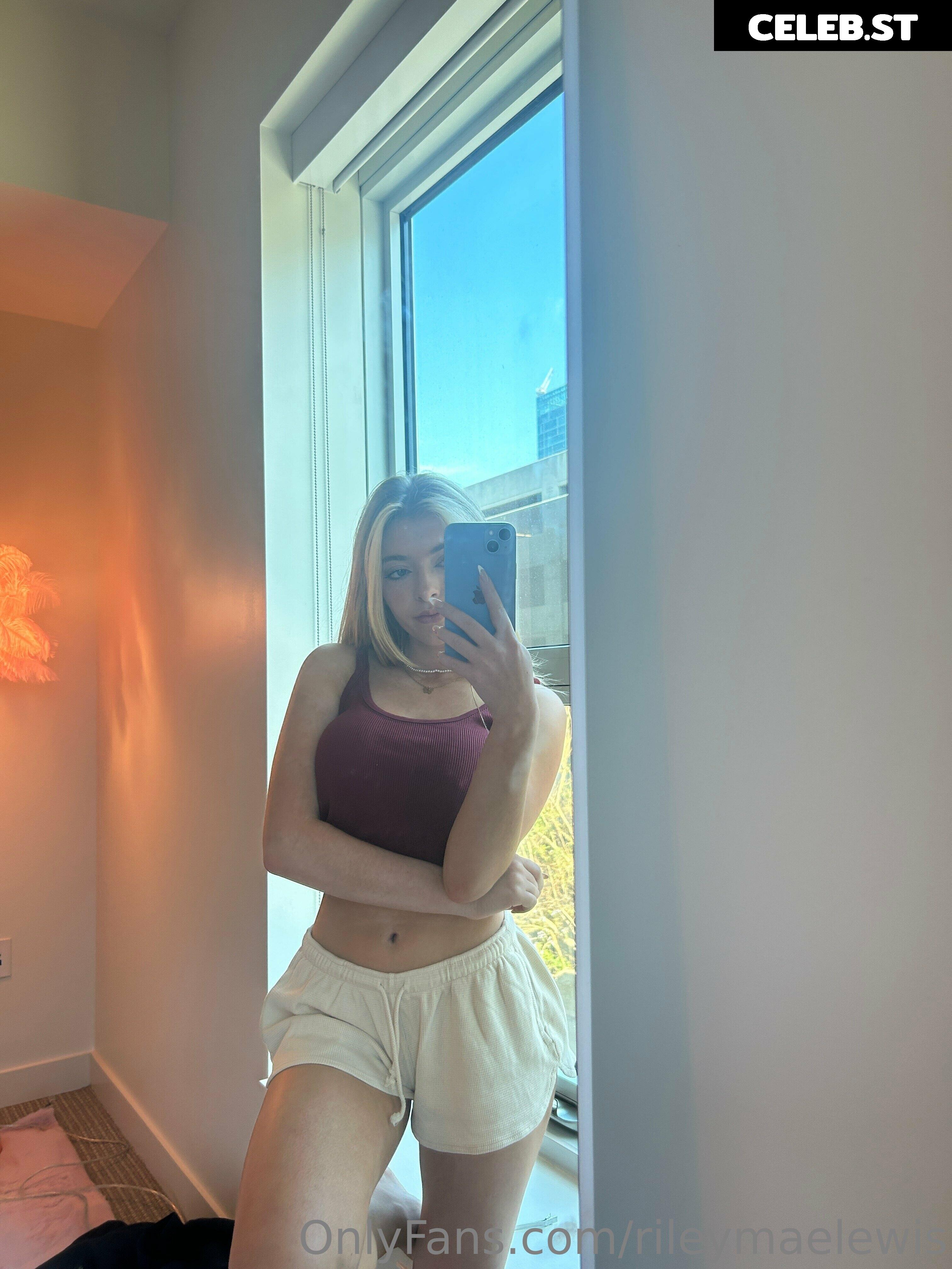 Riley Mae Lewis Image 727614